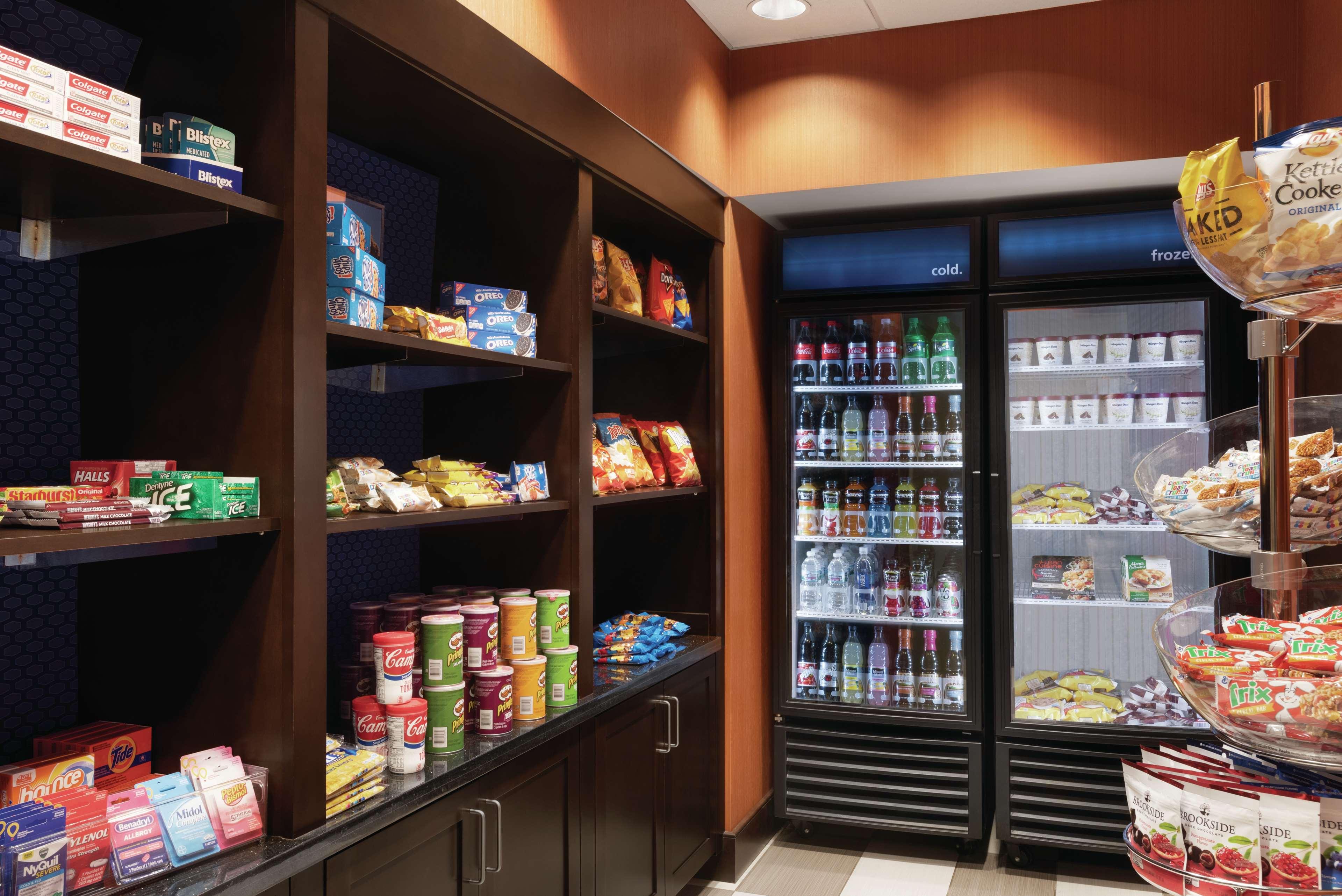 Hampton Inn & Suites Mishawaka/South Bend at Herit
