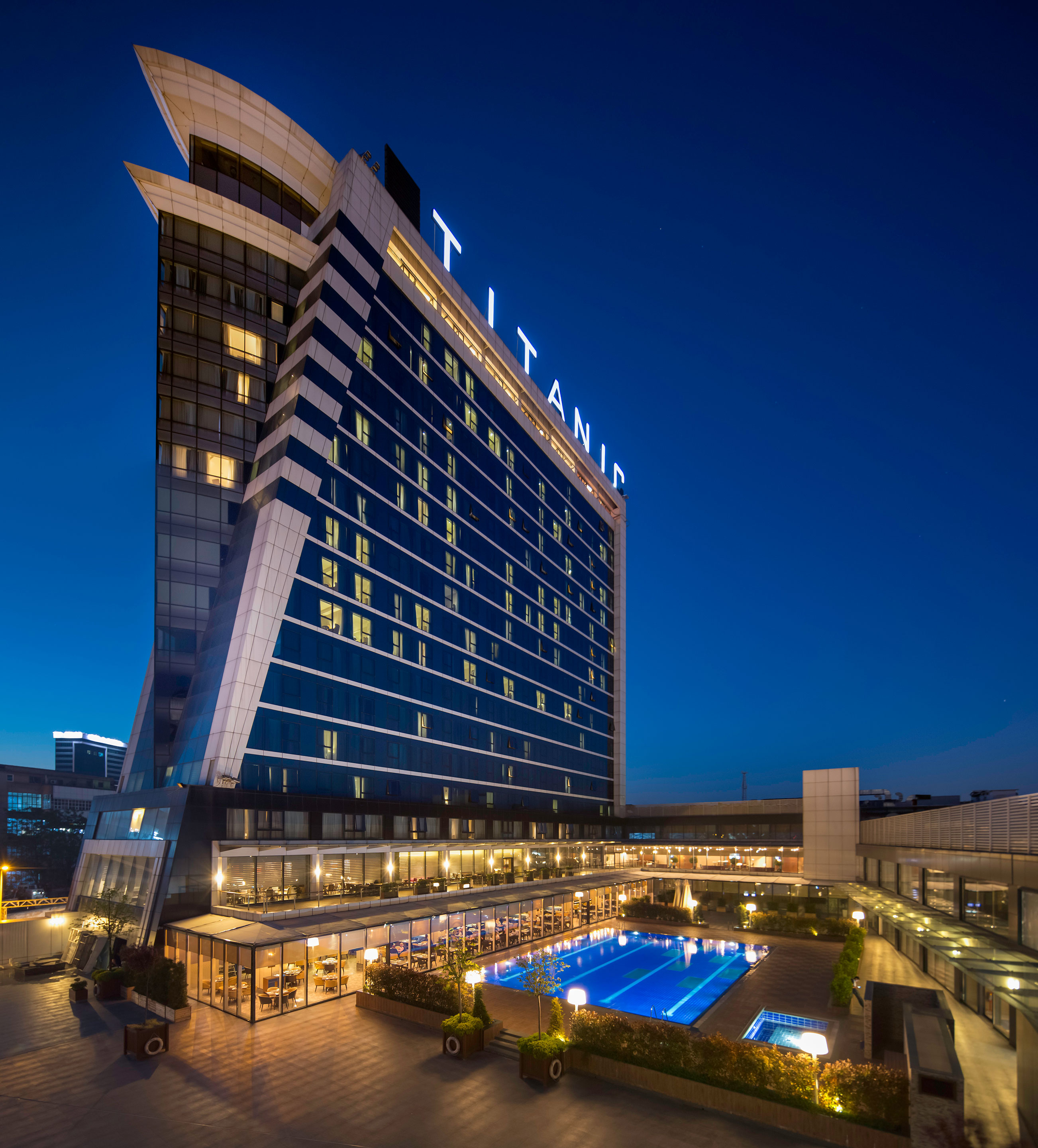 Windsor Hotel & Convention Center image