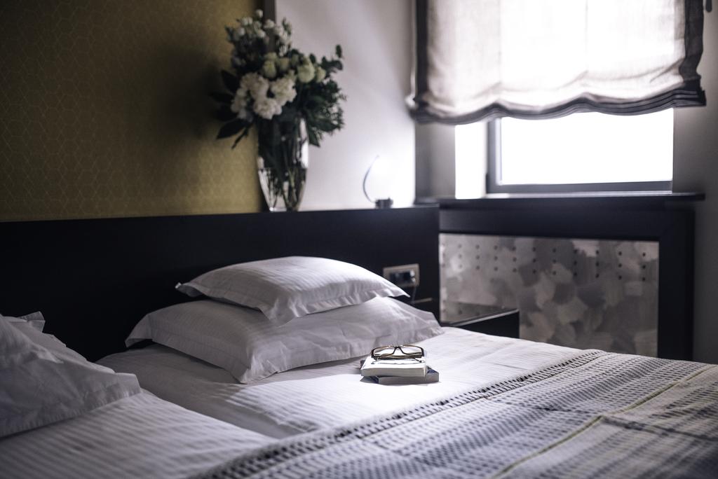 Townhouse 27 Hotel by null