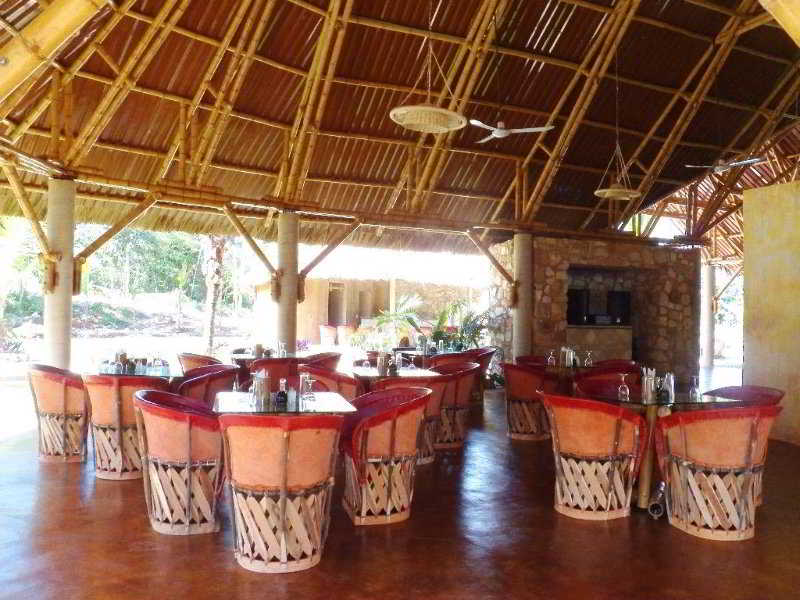 Axkan Palenque by null