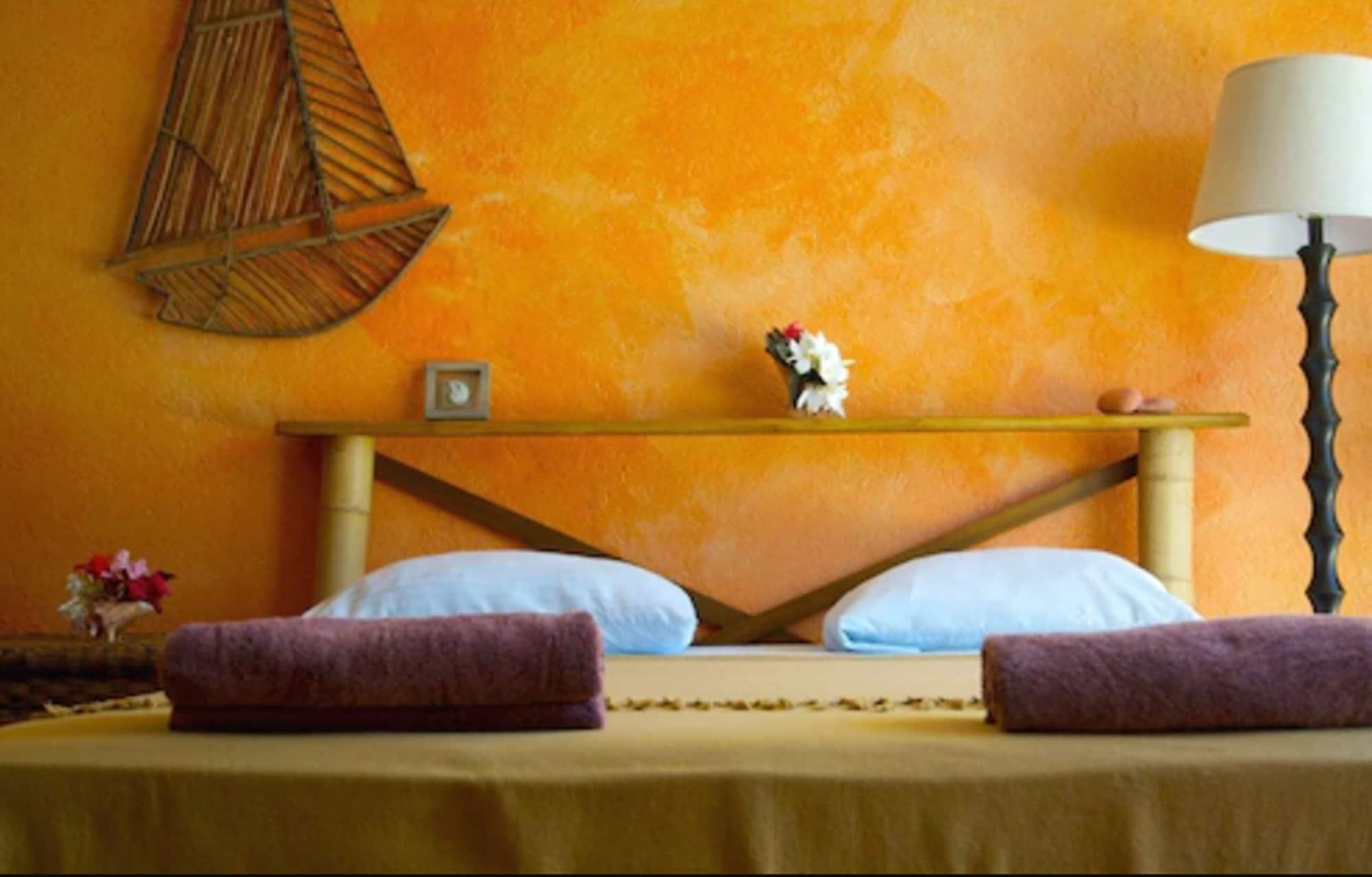 Surfers Bay Resort by null