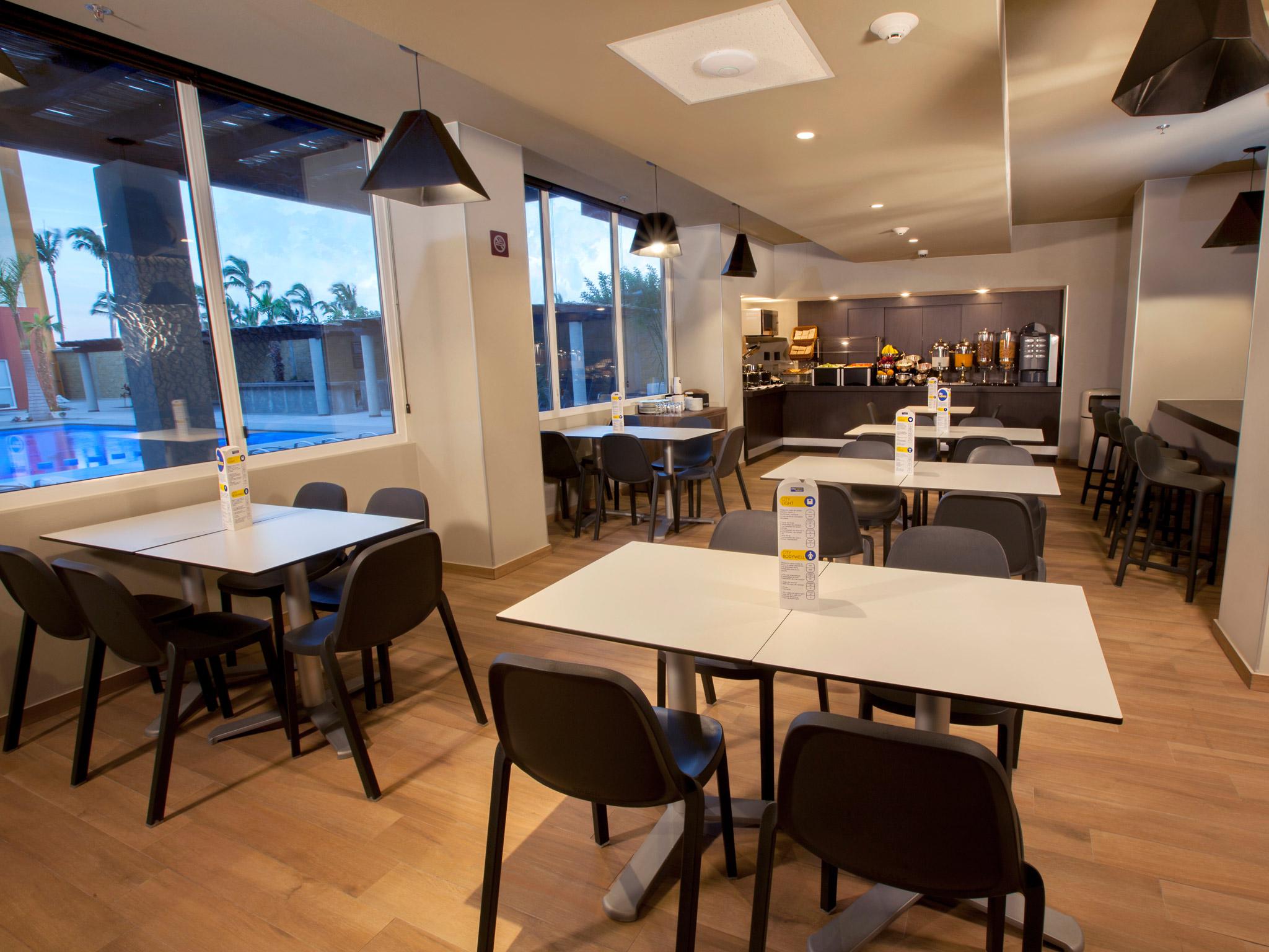 City Suites by Marriott Cabo San Lucas