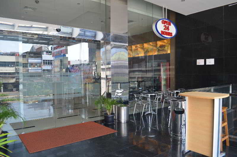 Nite & Day Hotel Jakarta Bandengan