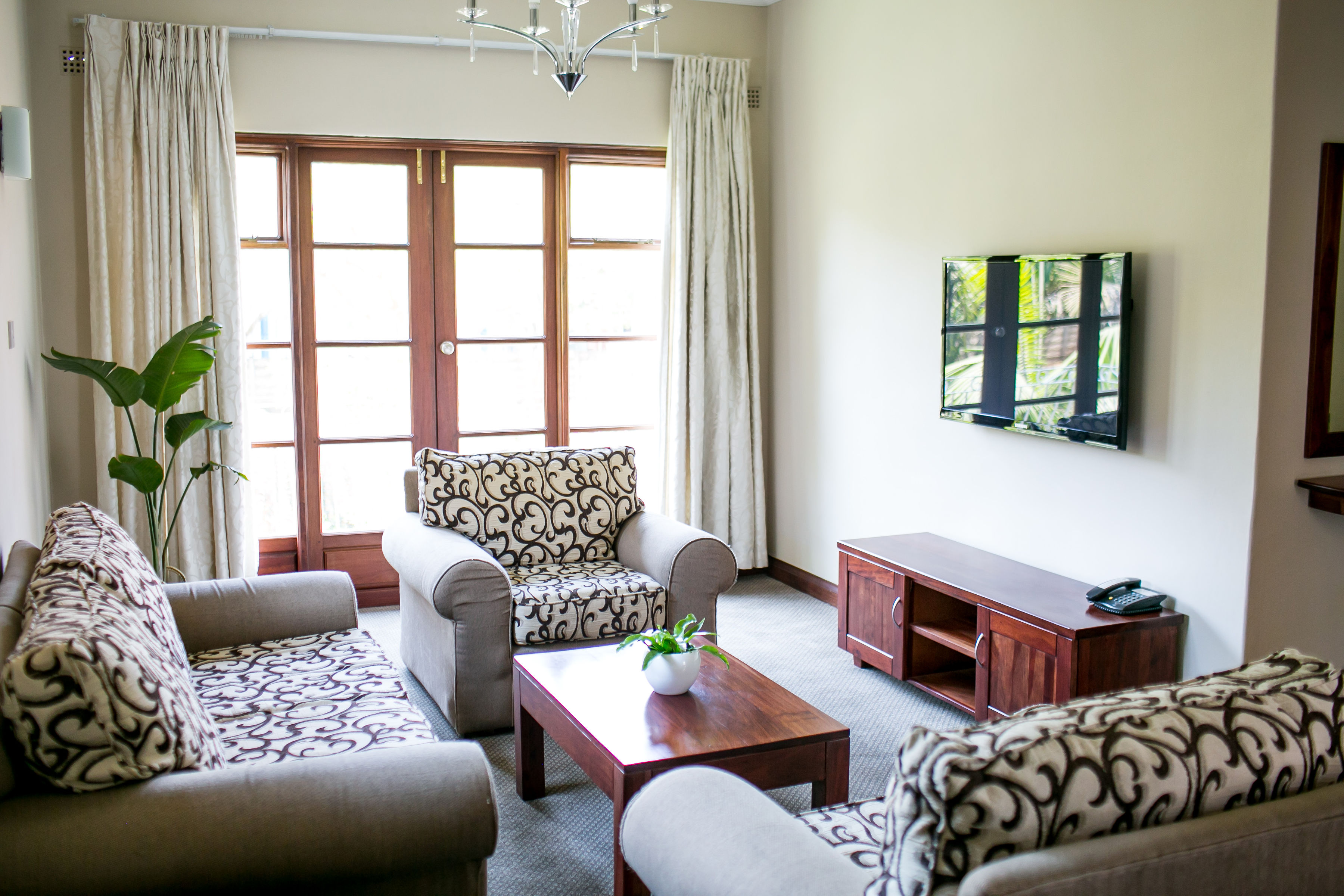 The Bronte Garden Hotel by null