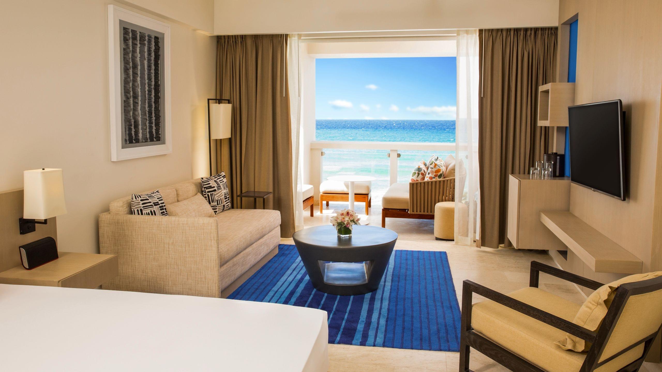 Hyatt Ziva Rose Hall – All Inclusive