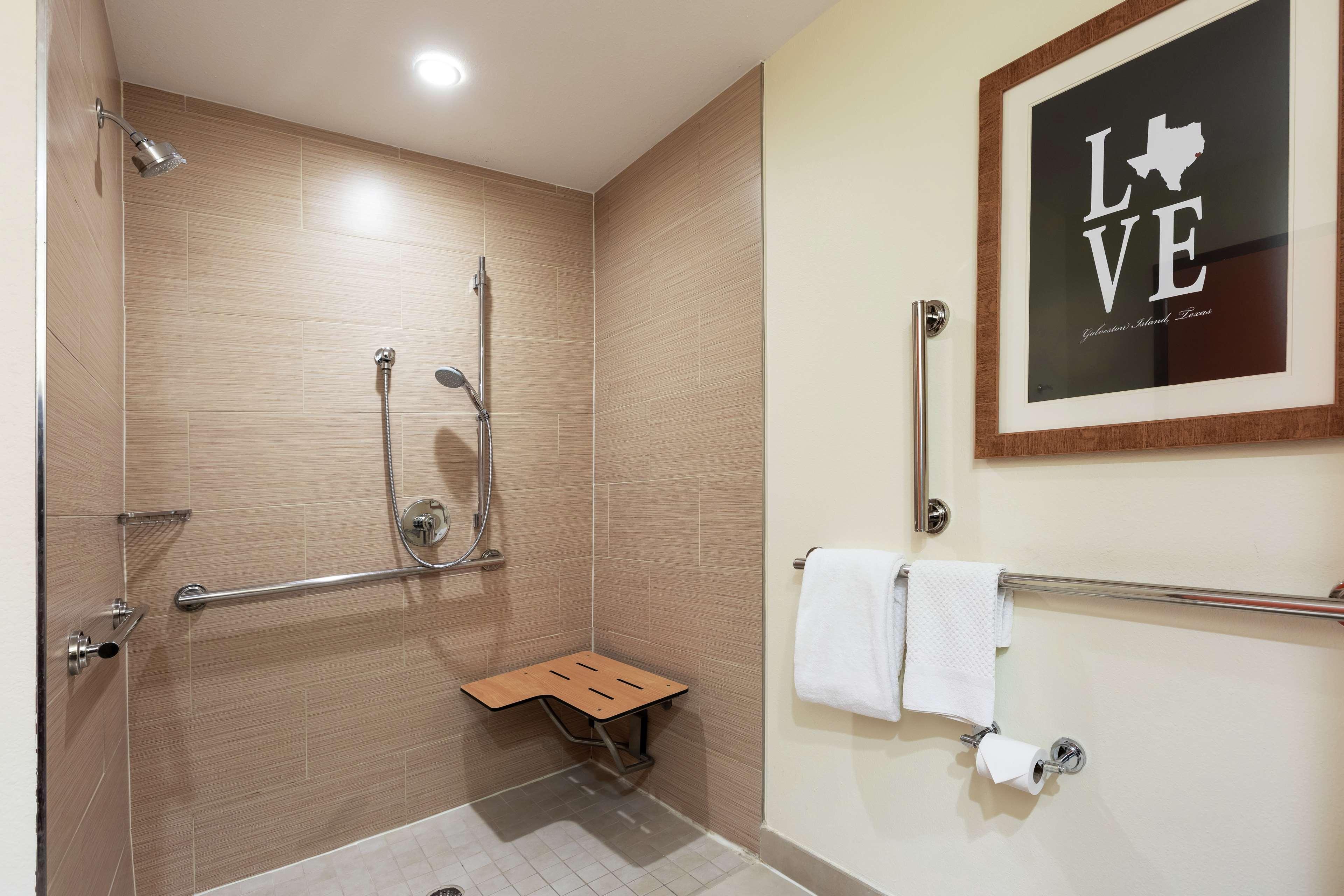 DoubleTree by Hilton Galveston, TX