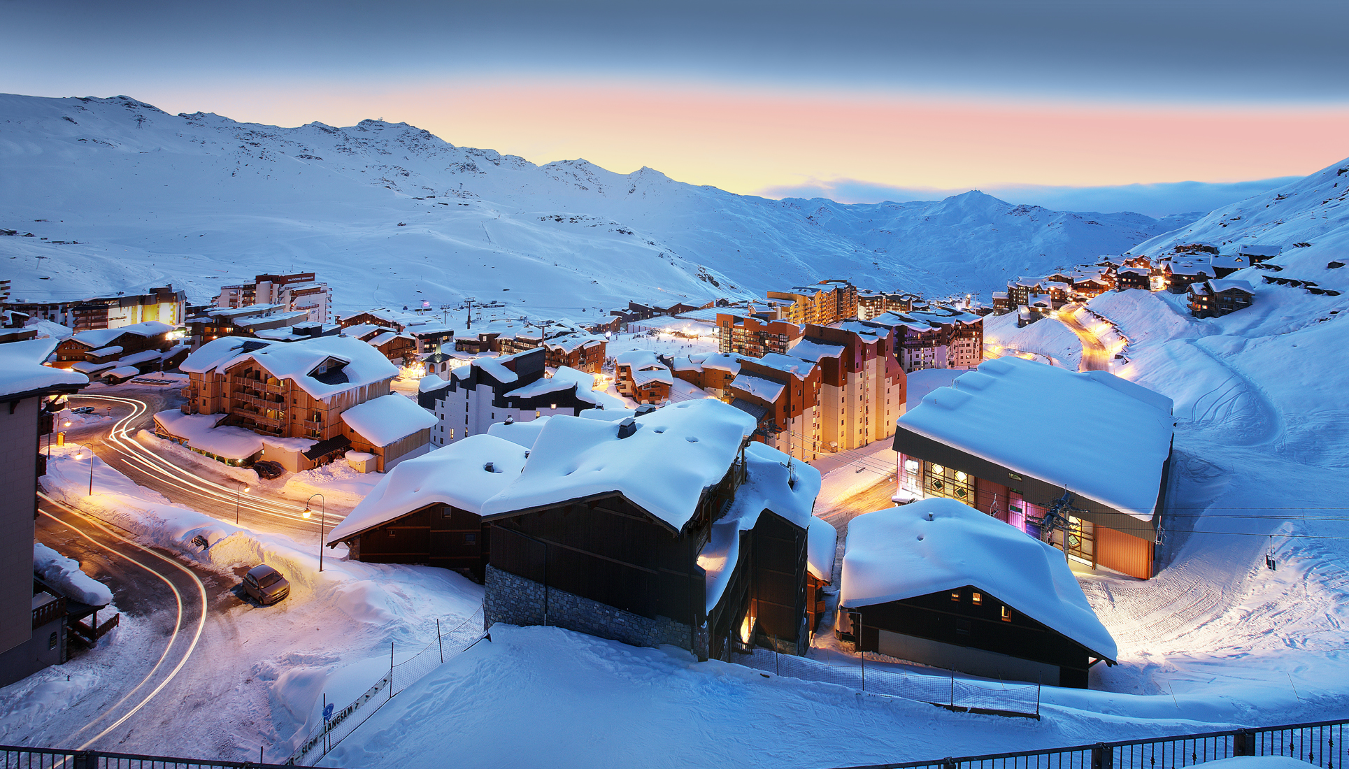 Les Chalets du Koh-I Nor by Les Etincelles by null
