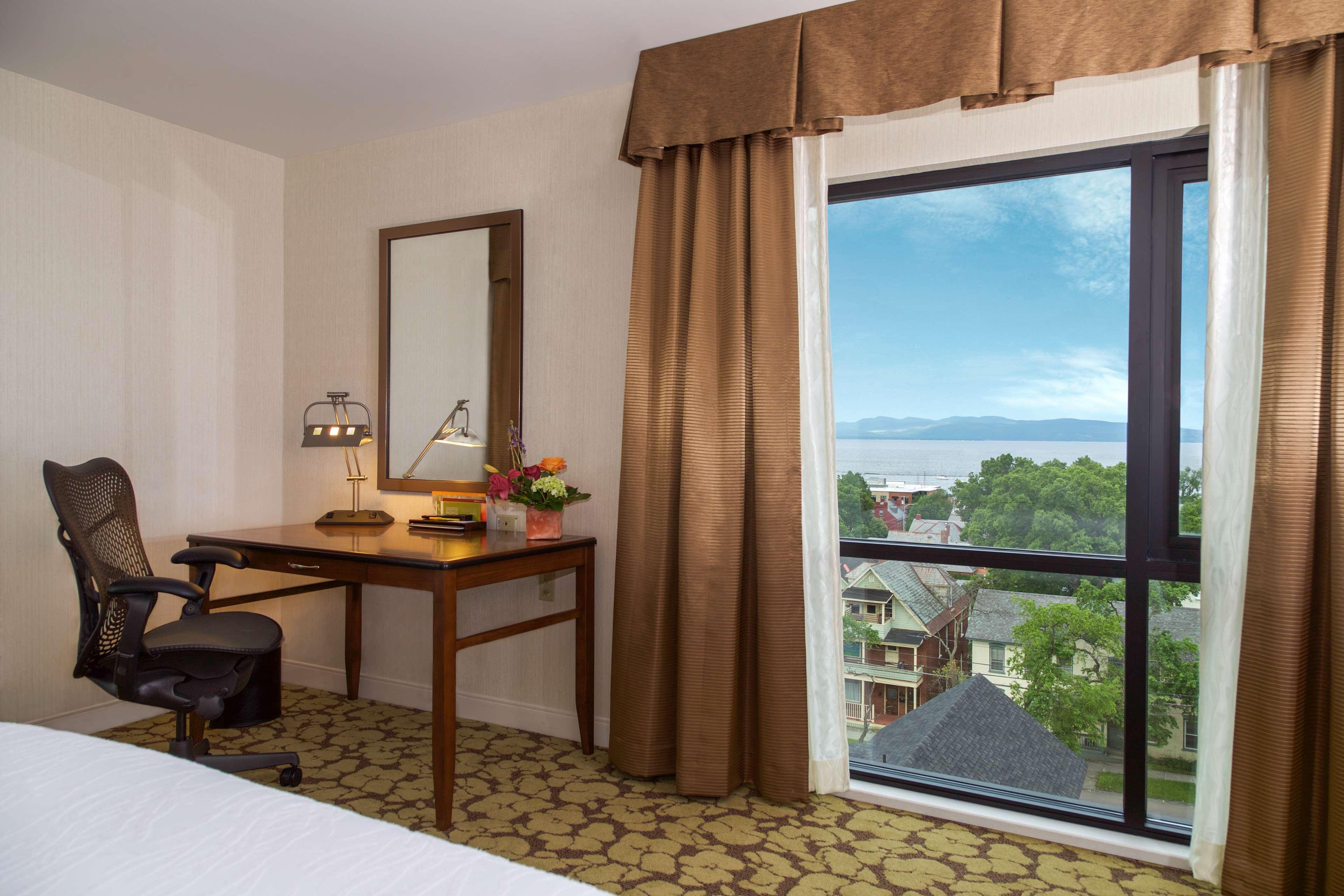 Hilton Garden Inn Burlington Downtown by null