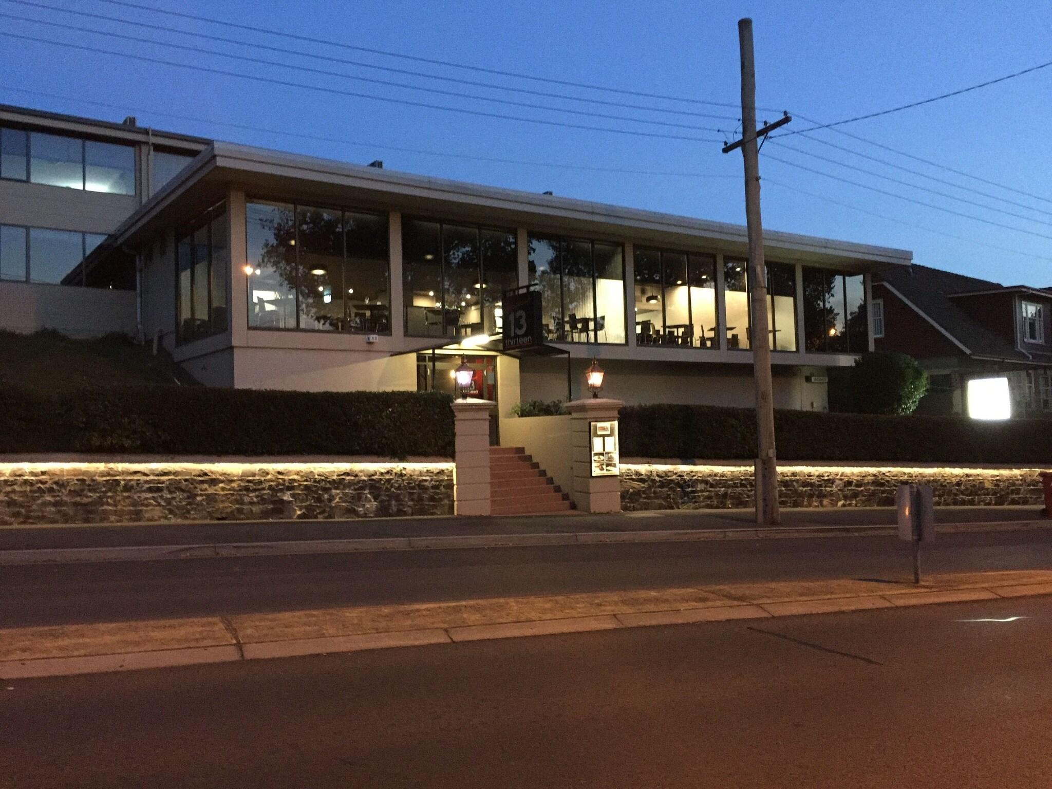 Commodore Regent Launceston by null