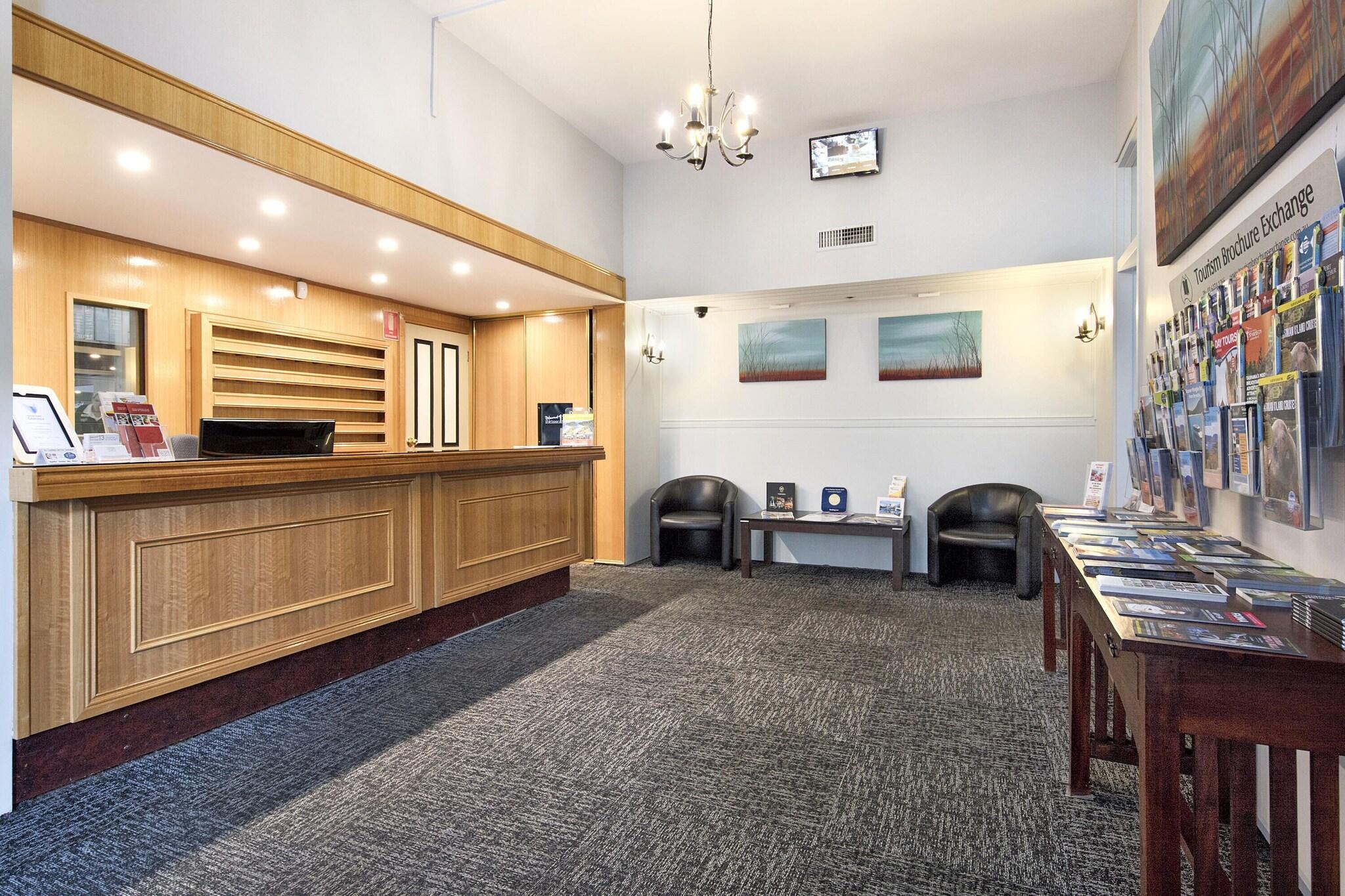 Commodore Regent Launceston by null