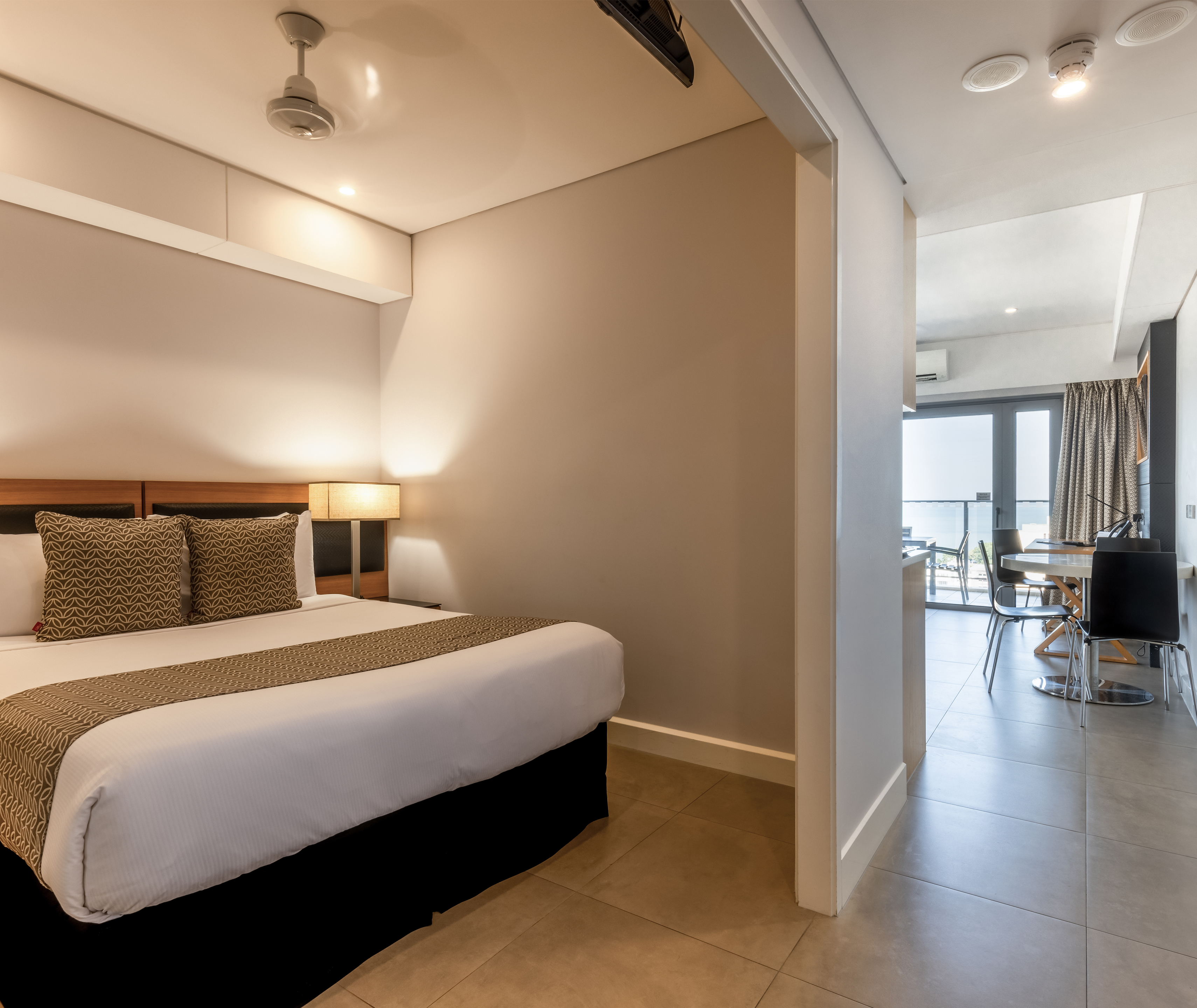 Oaks Darwin Elan Hotel by null