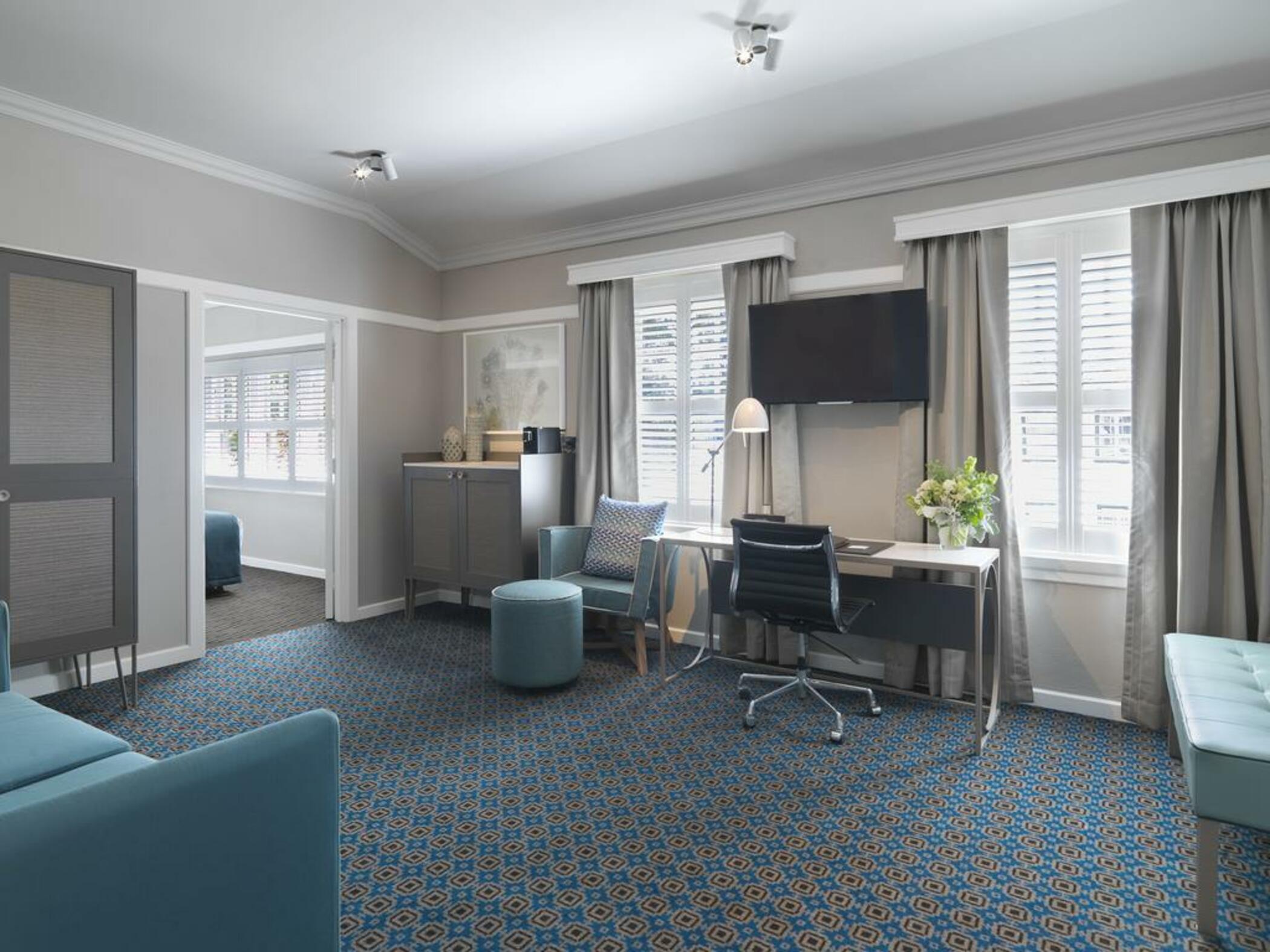 Hotel Kurrajong Canberra by null