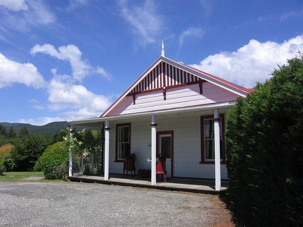 Murrells Grandview House