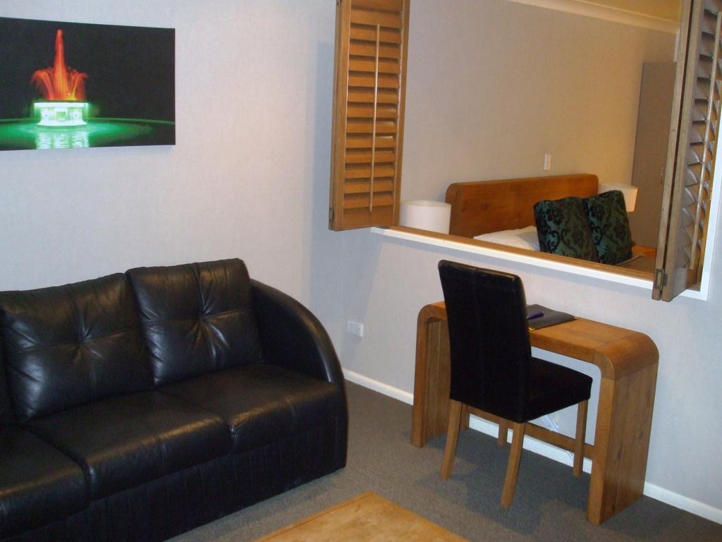 The Nautilus Napier by null