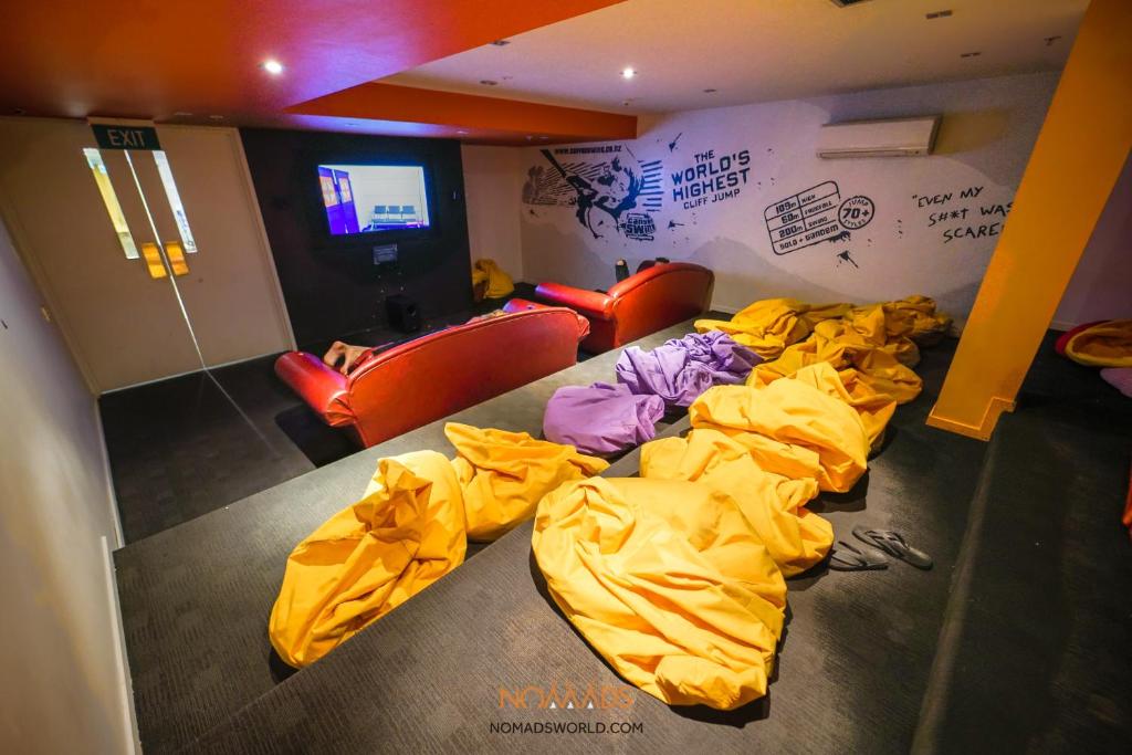 Nomads Queenstown Hostel by null