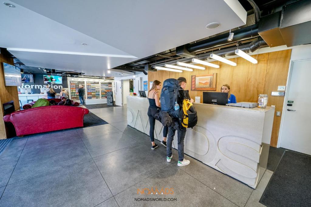 Nomads Queenstown Hostel by null