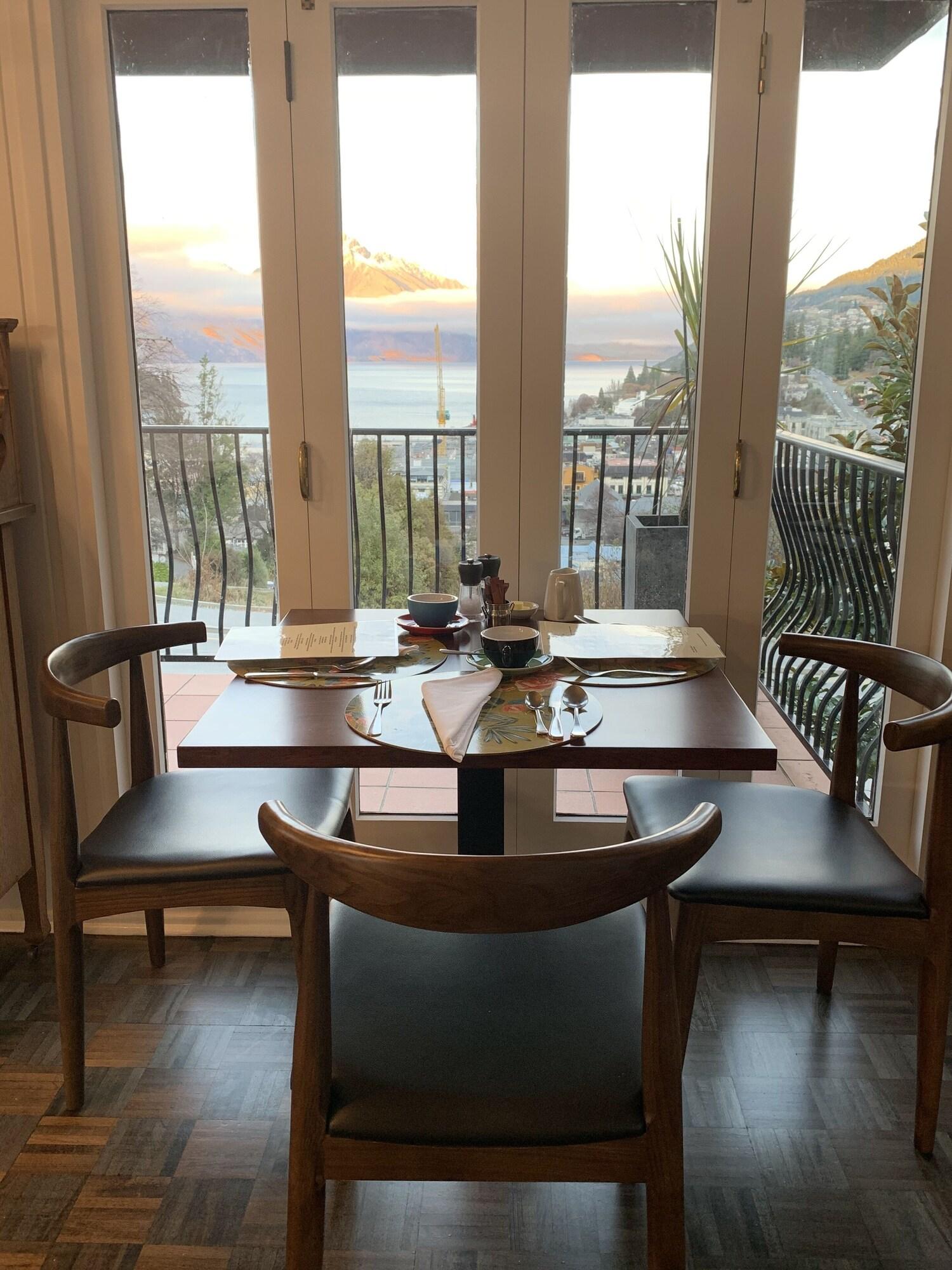 Queenstown House Boutique B&B and Apartments