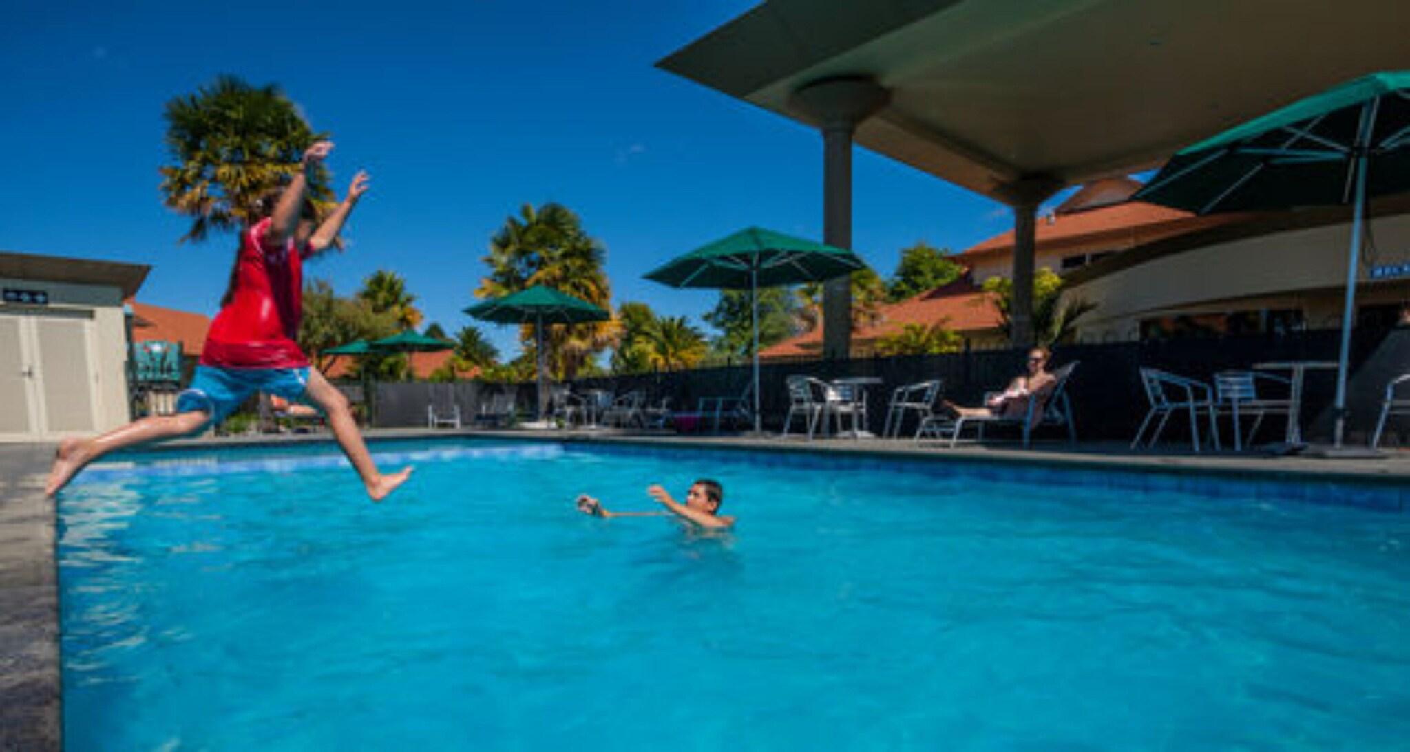 Regal Palms Resort by null