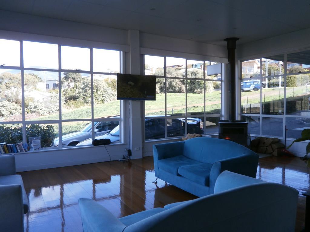 Waterfront Lodge Motel by null