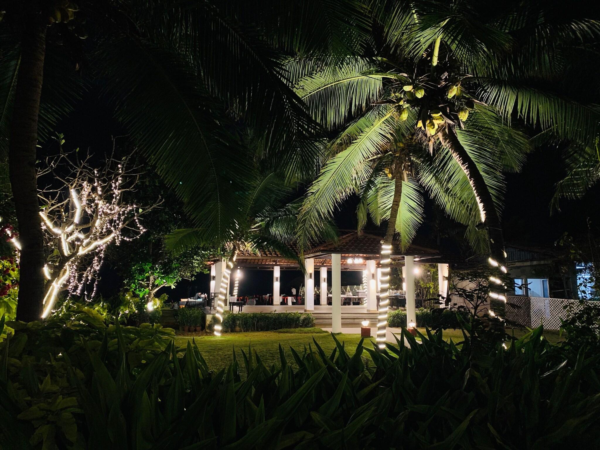 Taj Fisherman'S Cove Resort & Spa