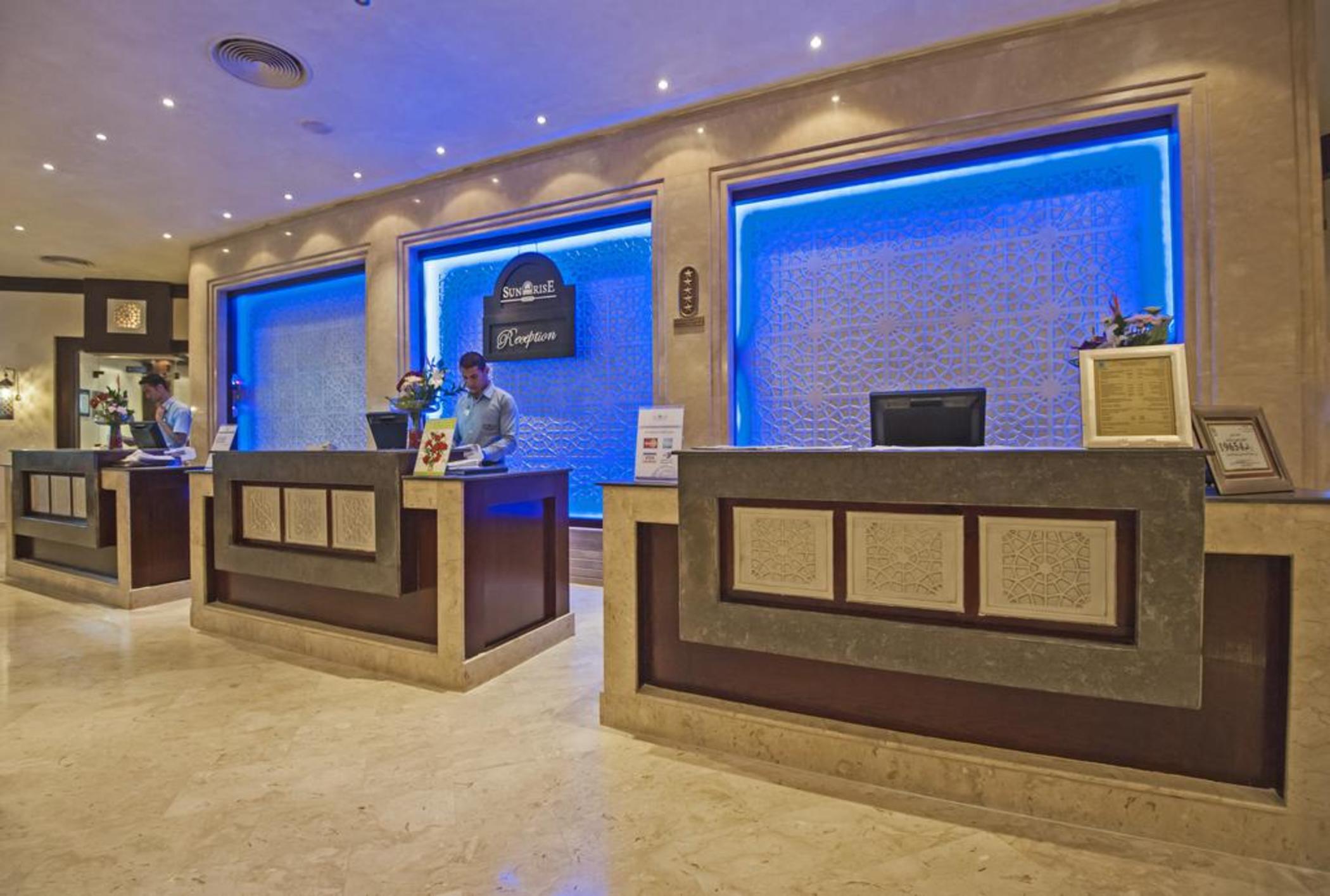 Sunrise Garden Beach Resort - attēls