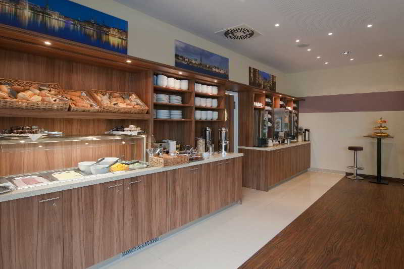 Premier Inn Düsseldorf City Centre