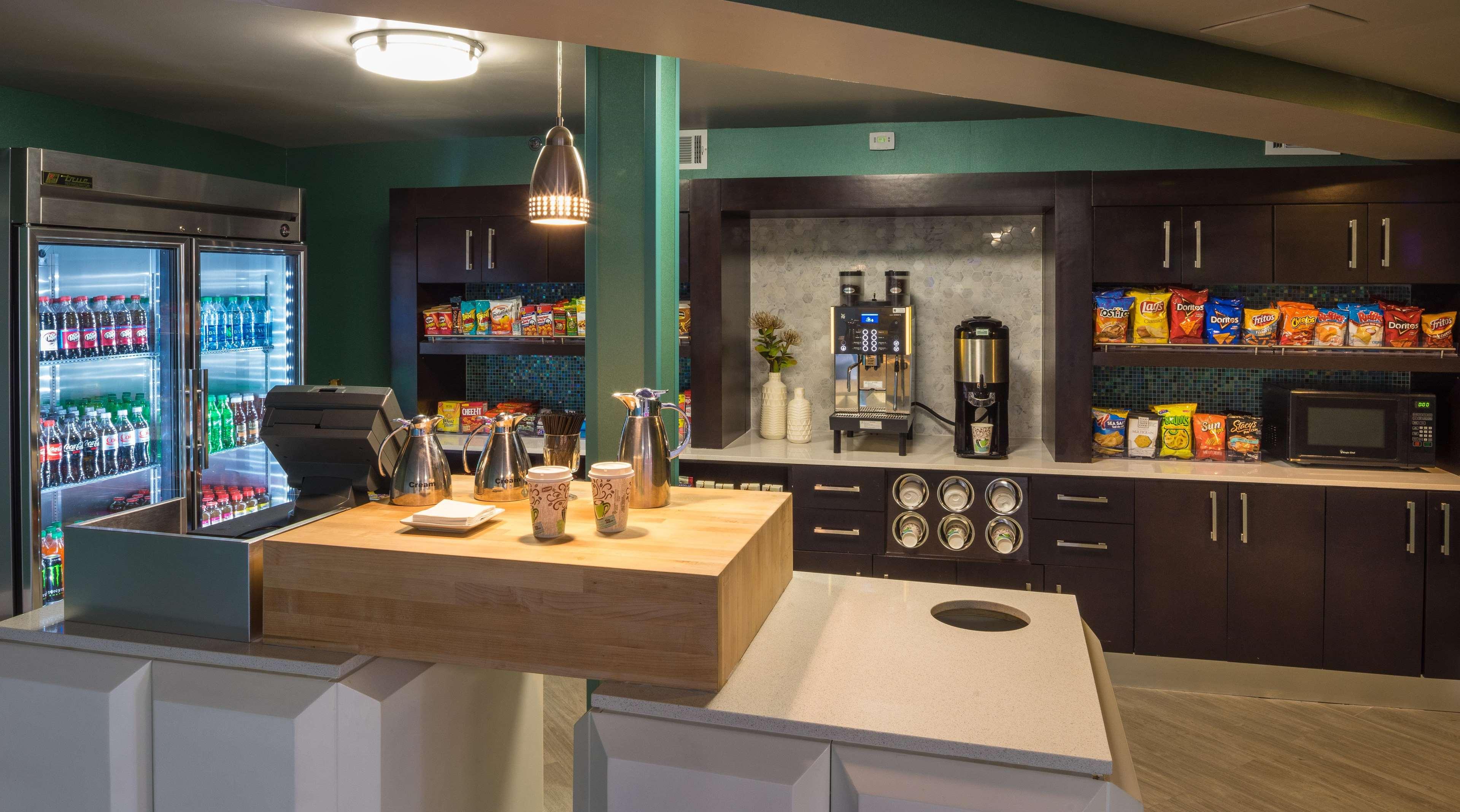DoubleTree by Hilton Austin Northwest - Arboretum
