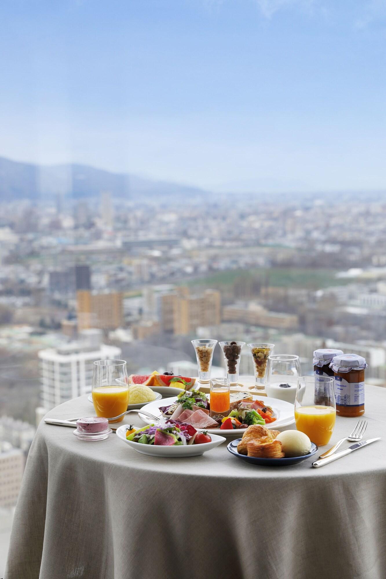 JR Tower Hotel Nikko Sapporo by null