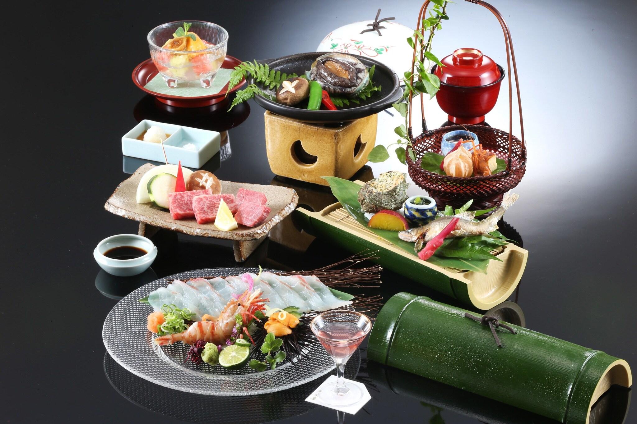 Nishimuraya Hotel Shogetsutei by null