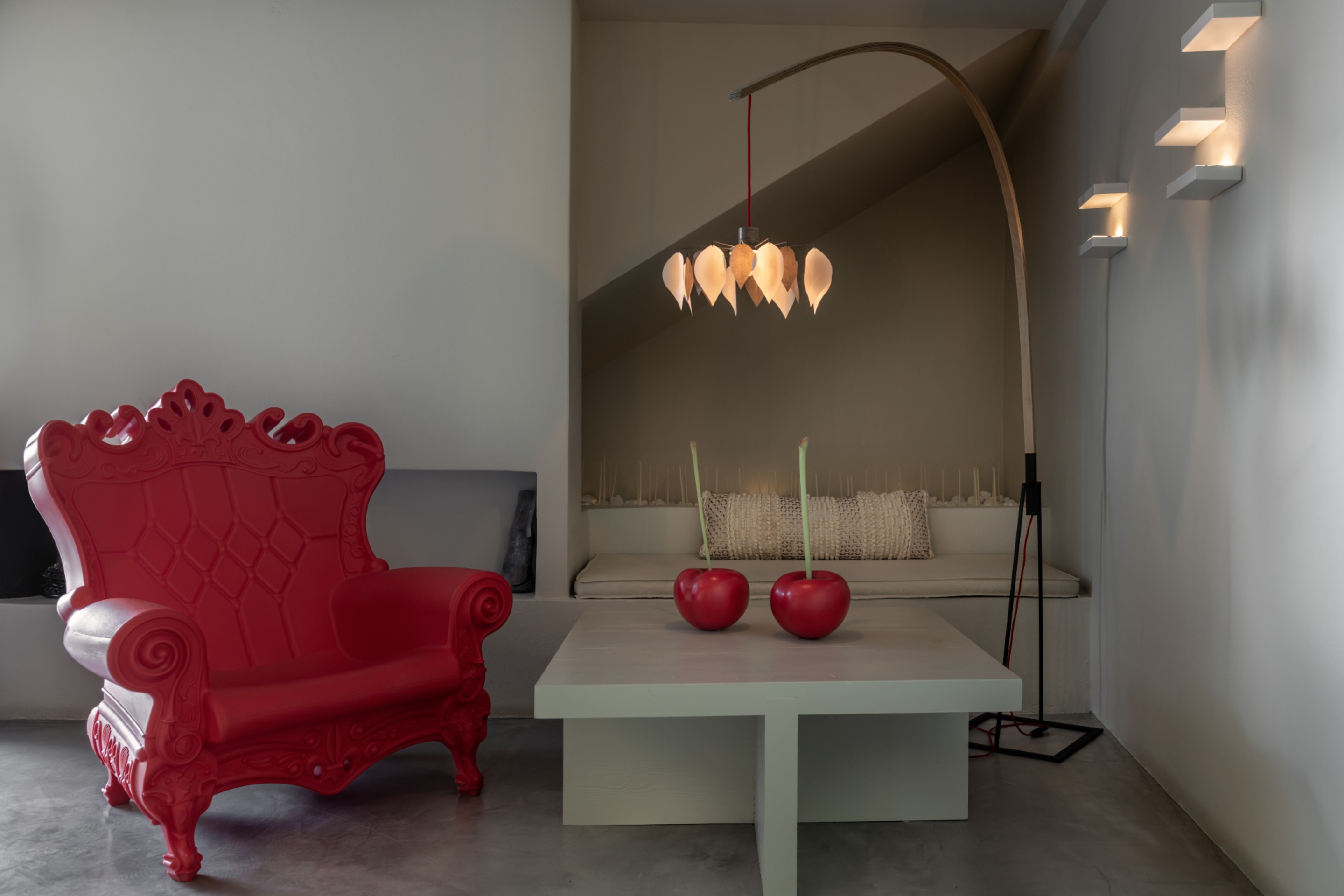 West East Suites by null