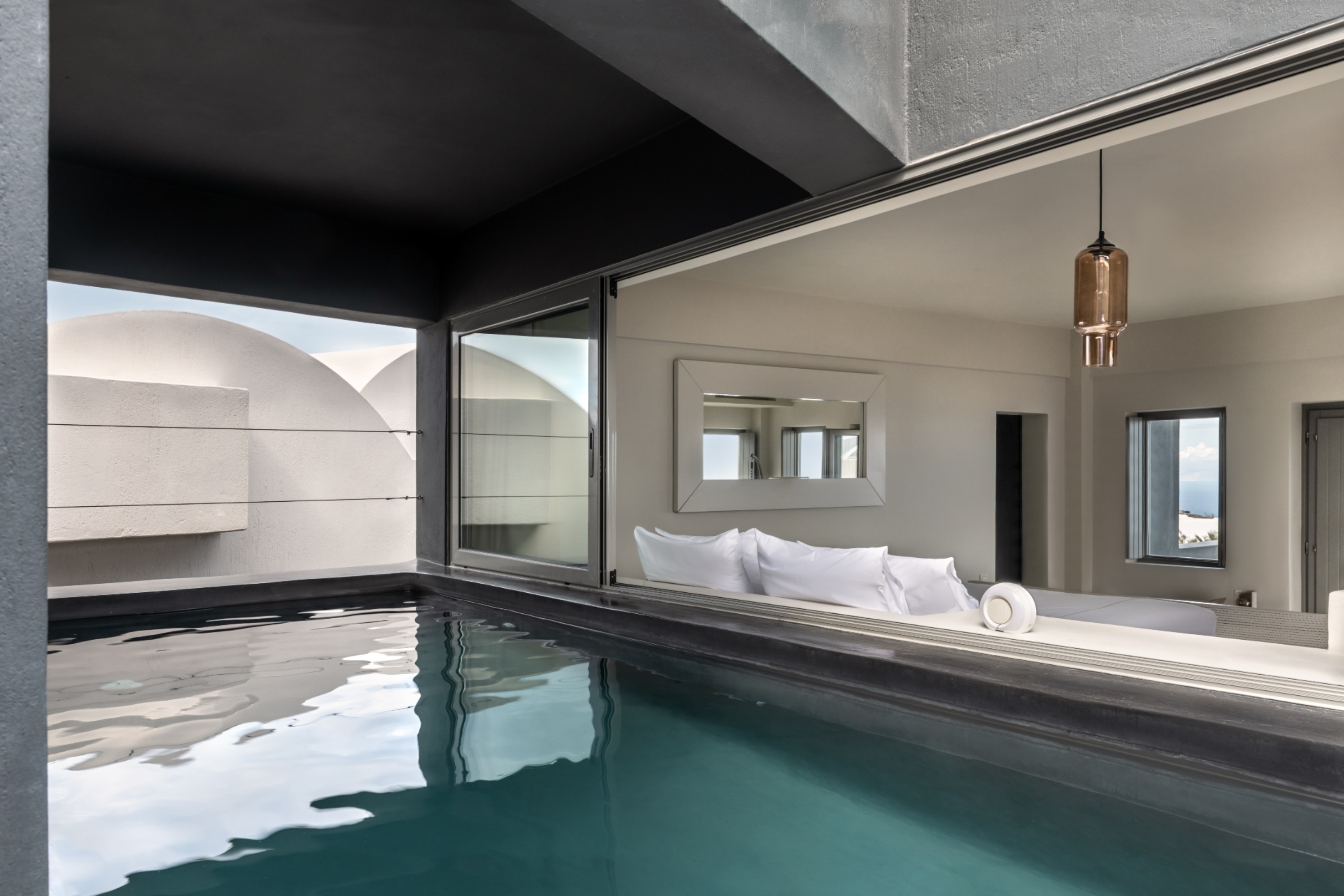 West East Suites by null