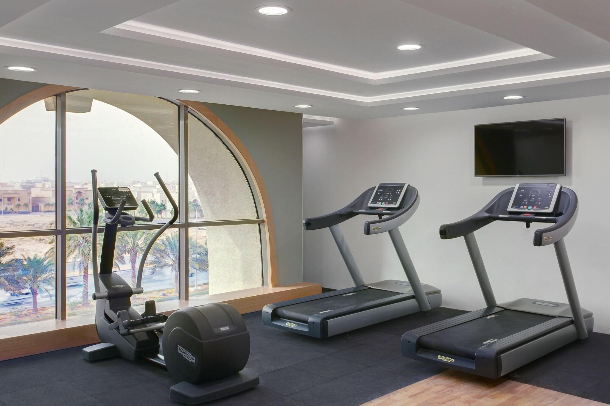 DoubleTree by Hilton Riyadh - Al Muroj Business Ga