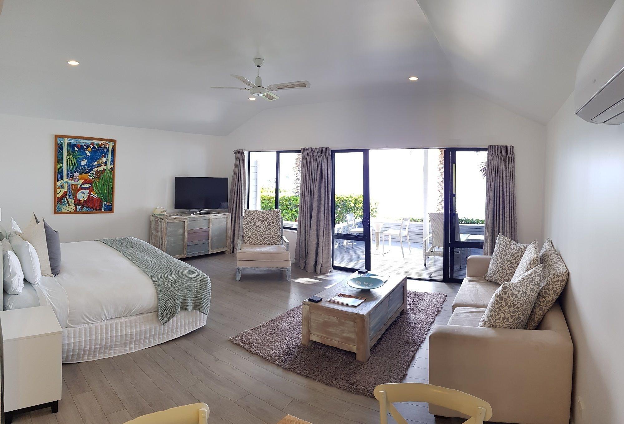 The Beach House, Kawau Island by null