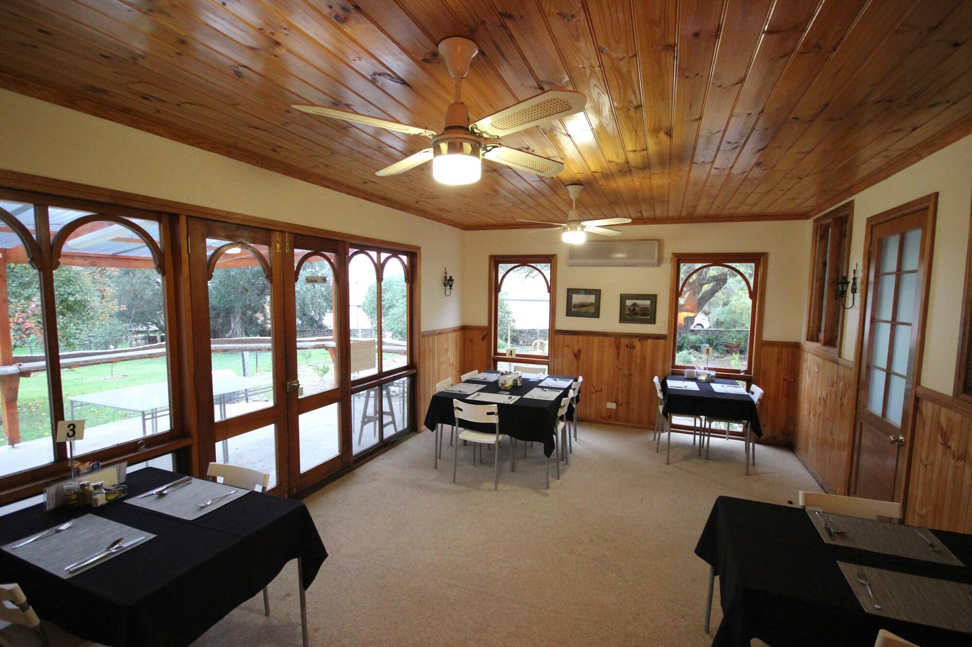 Cape Jervis Accommodation & Caravan Park