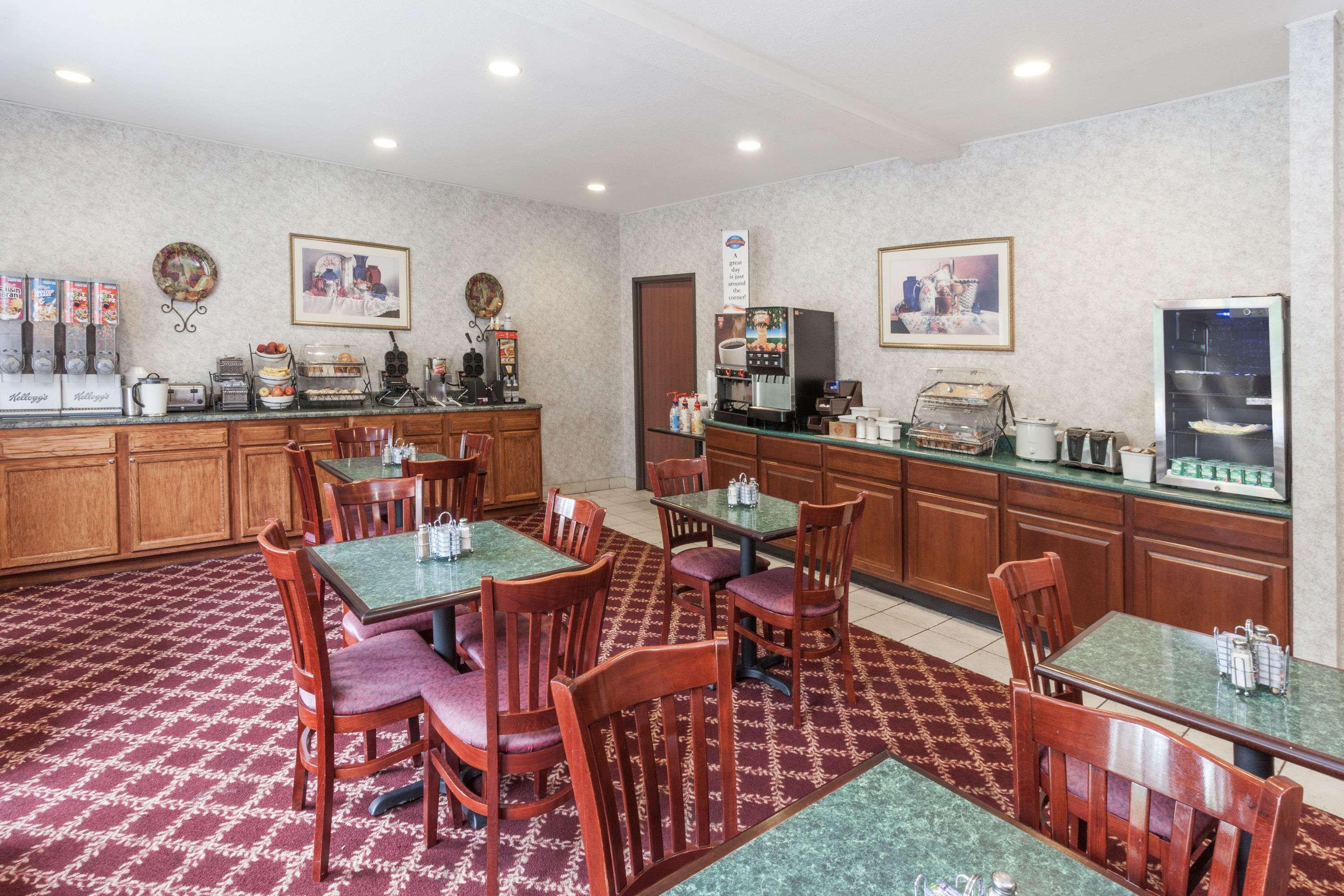 Baymont By Wyndham New Buffalo