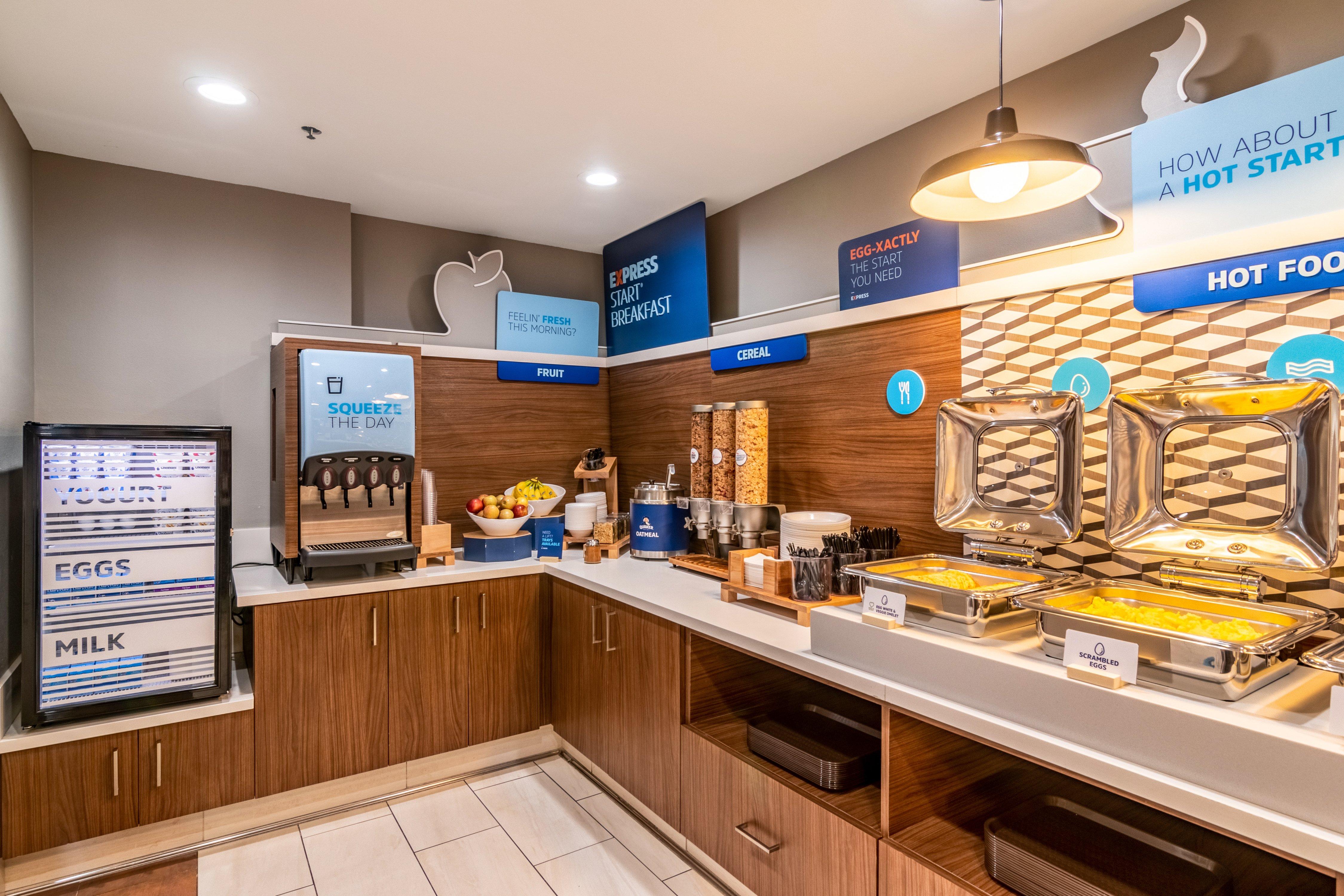 Holiday Inn Express And Suites Camarillo