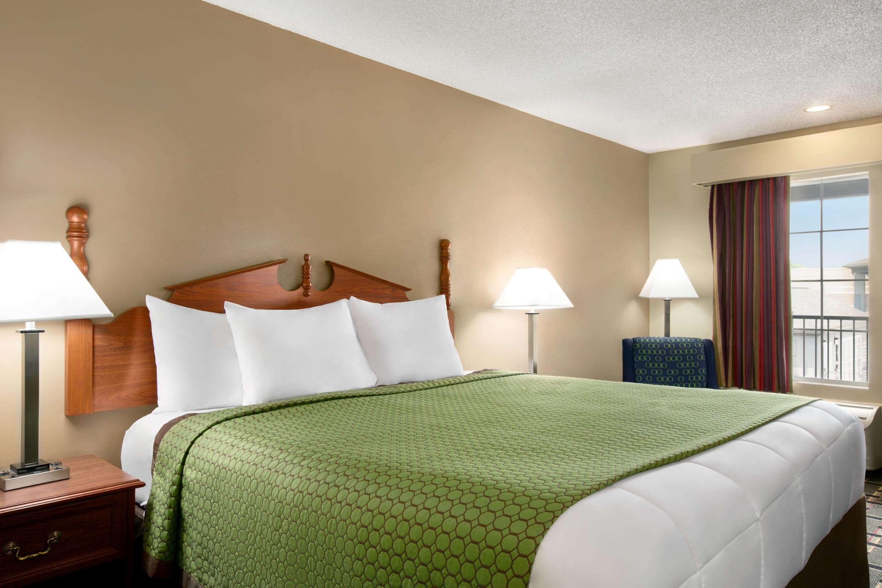 Baymont By Wyndham Warner Robins