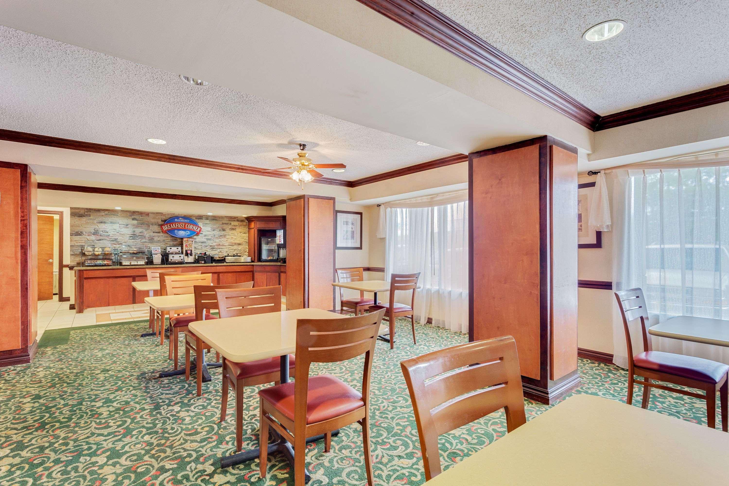 Baymont by Wyndham Kalamazoo East