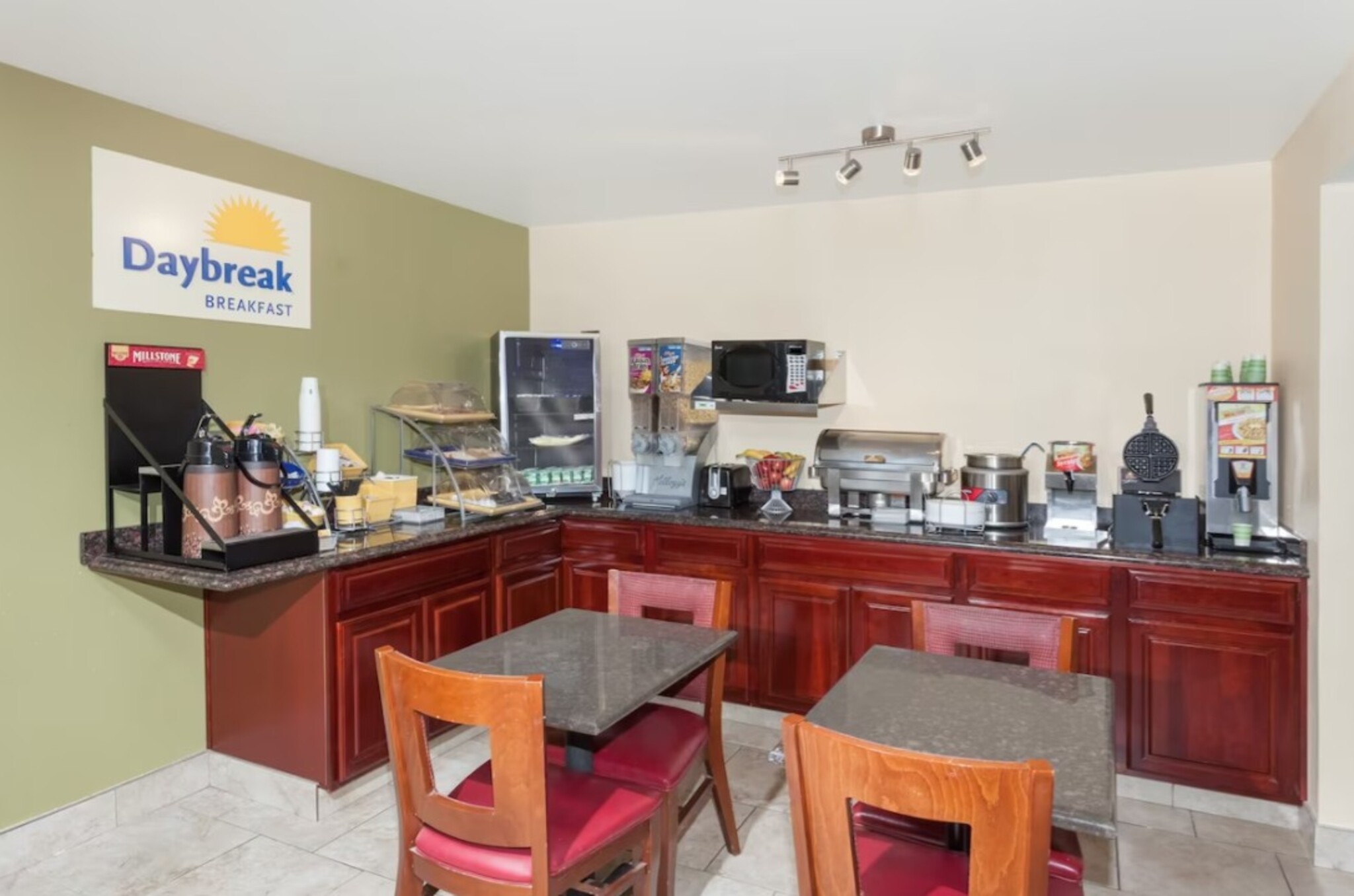 Days Inn By Wyndham Springfield