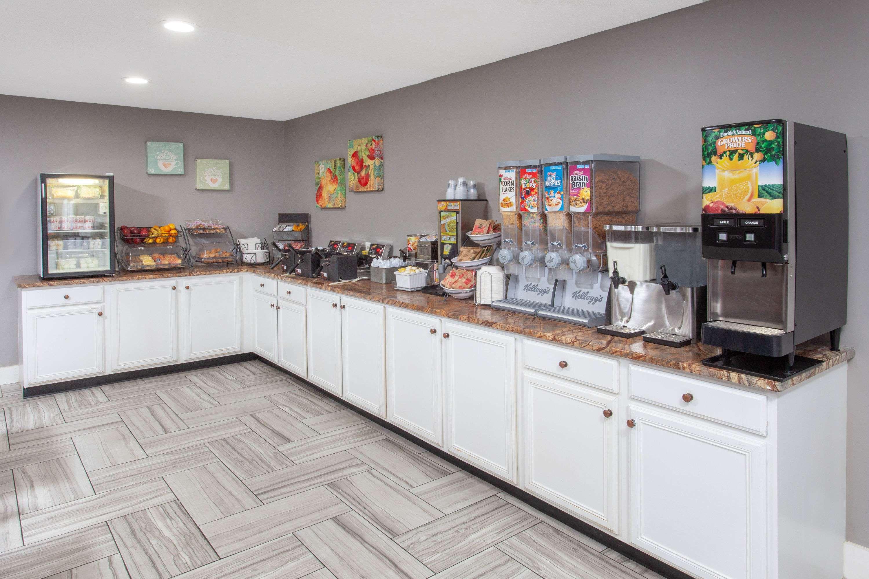 Baymont By Wyndham Grand Haven
