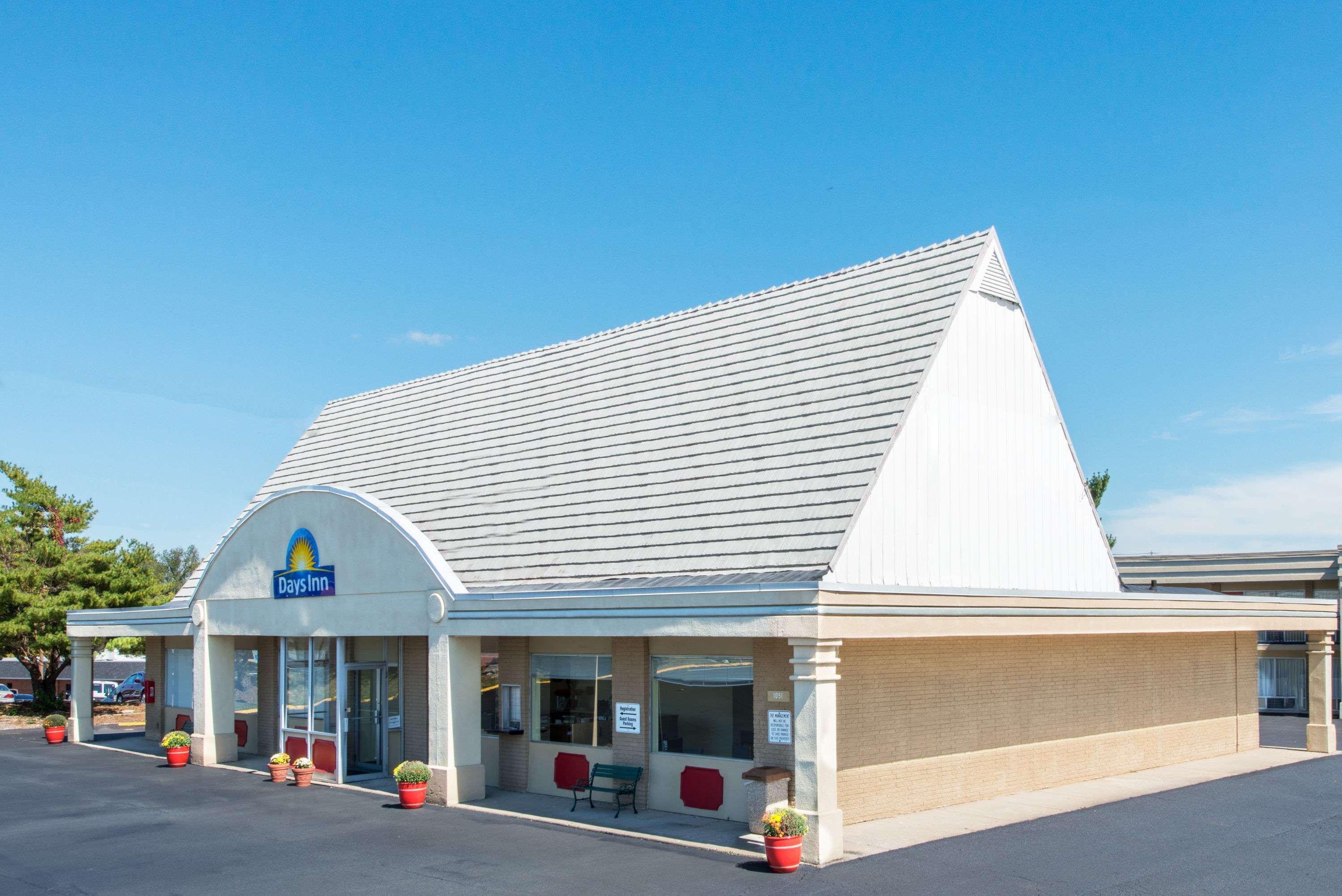 Days Inn By Wyndham Frankfort