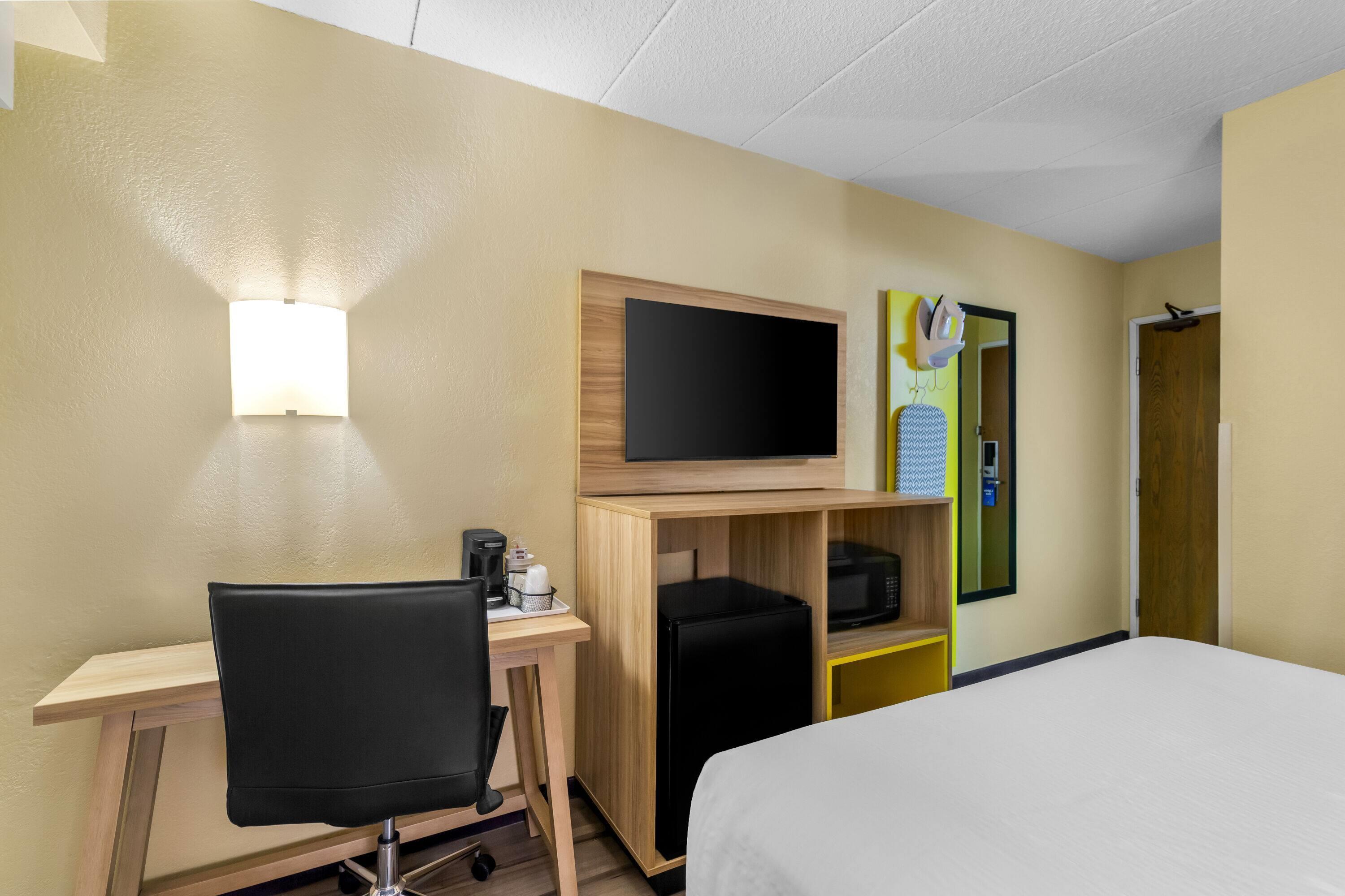 Days Inn By Wyndham Minot