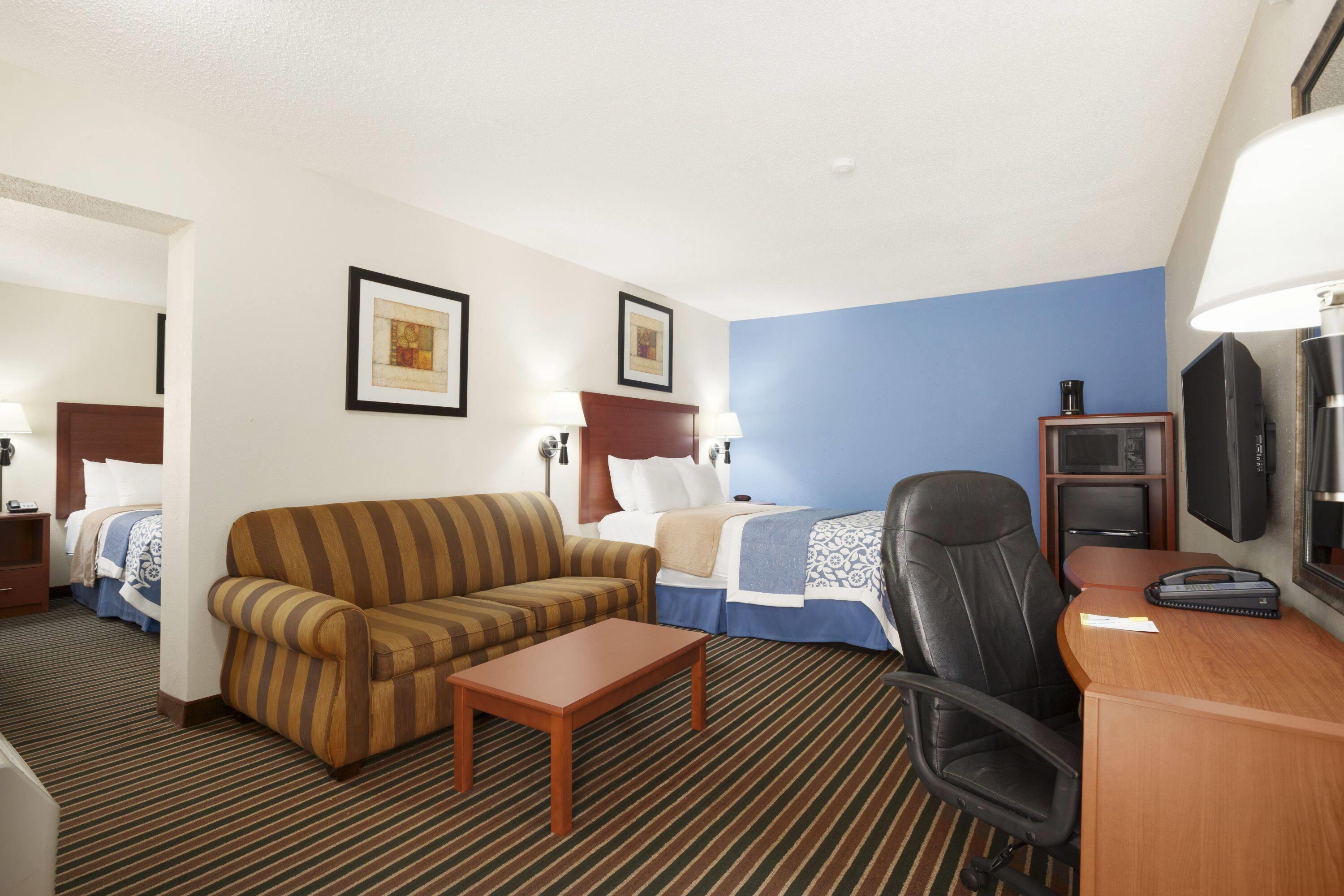 Days Inn By Wyndham Champaign/Urbana