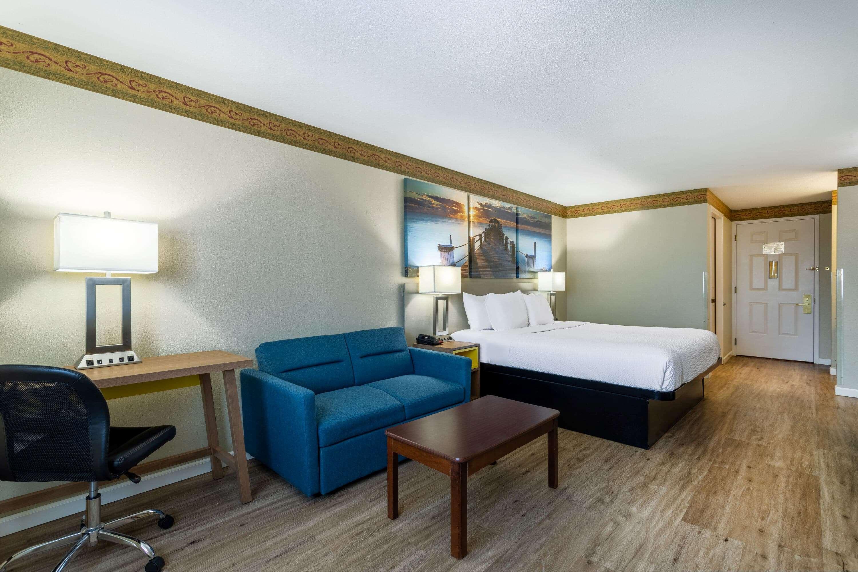 Days Inn By Wyndham Mountain Home