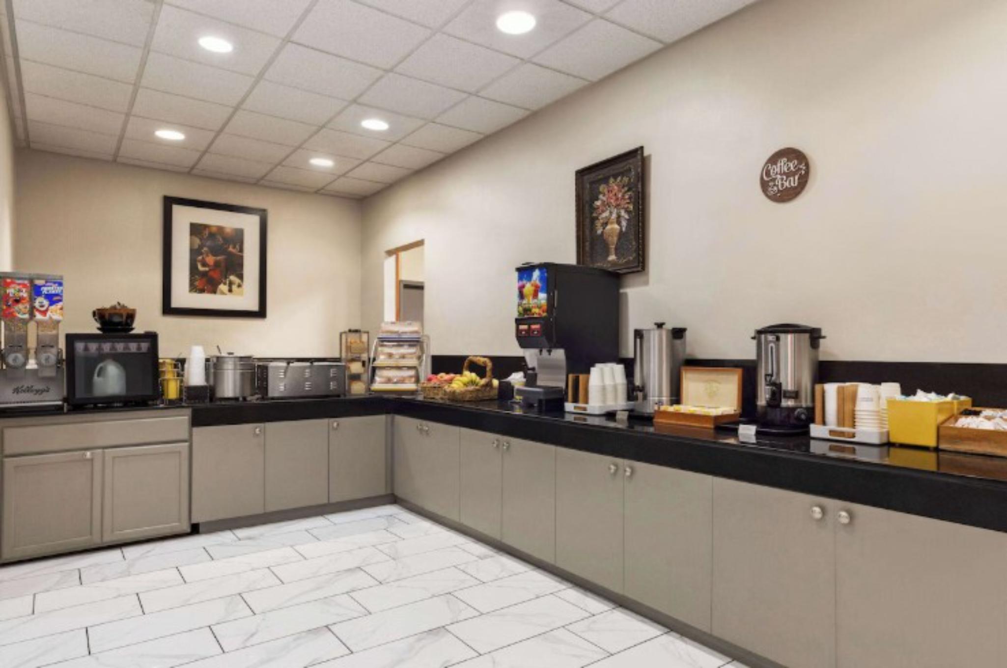 Days Inn by Wyndham Hotel Allentown Airport