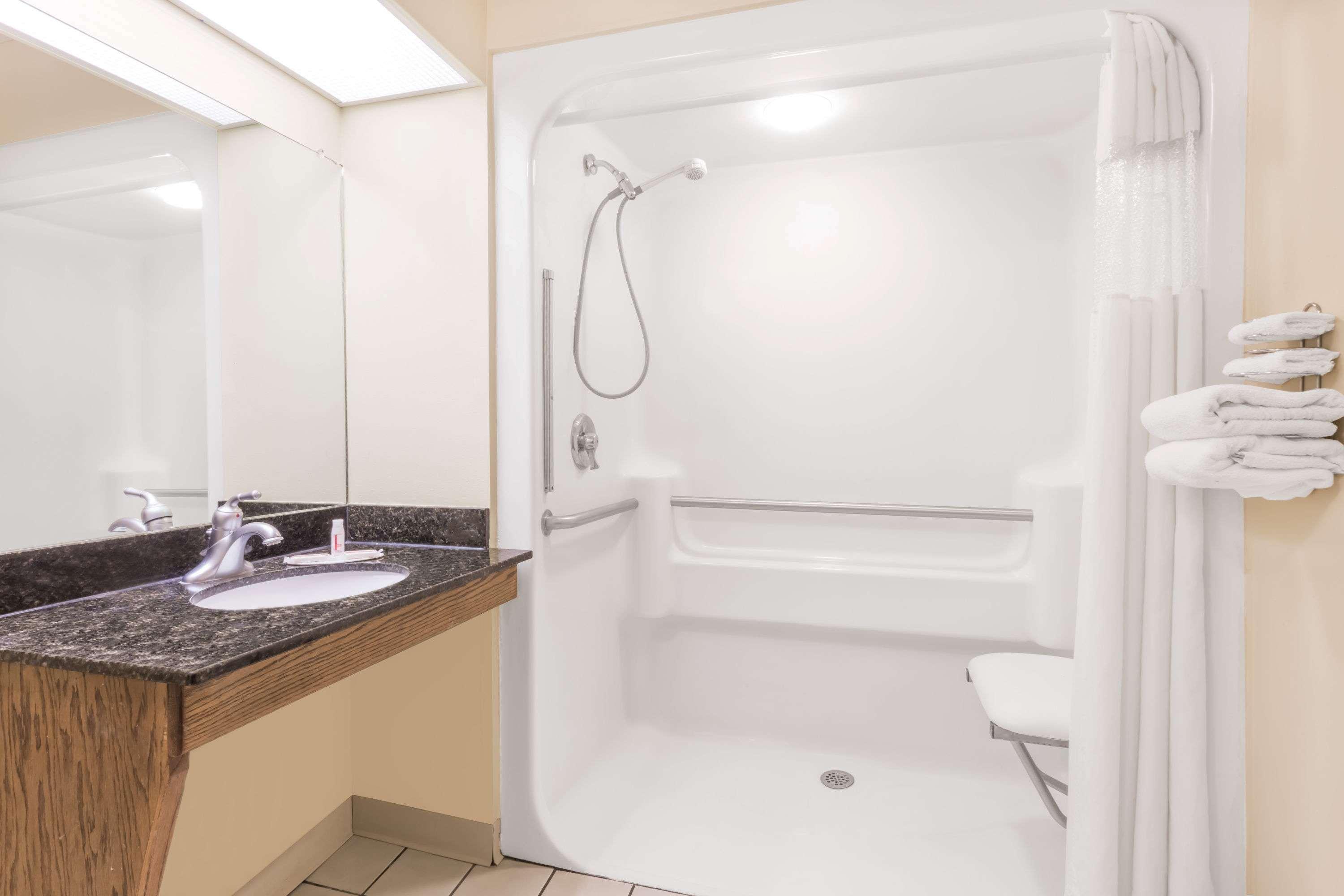 Days Inn By Wyndham Americus