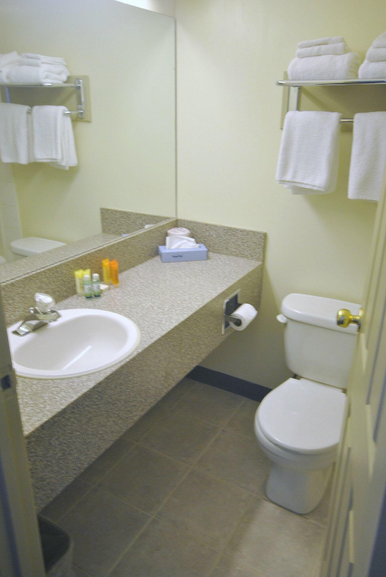 Howard Johnson Strathmore