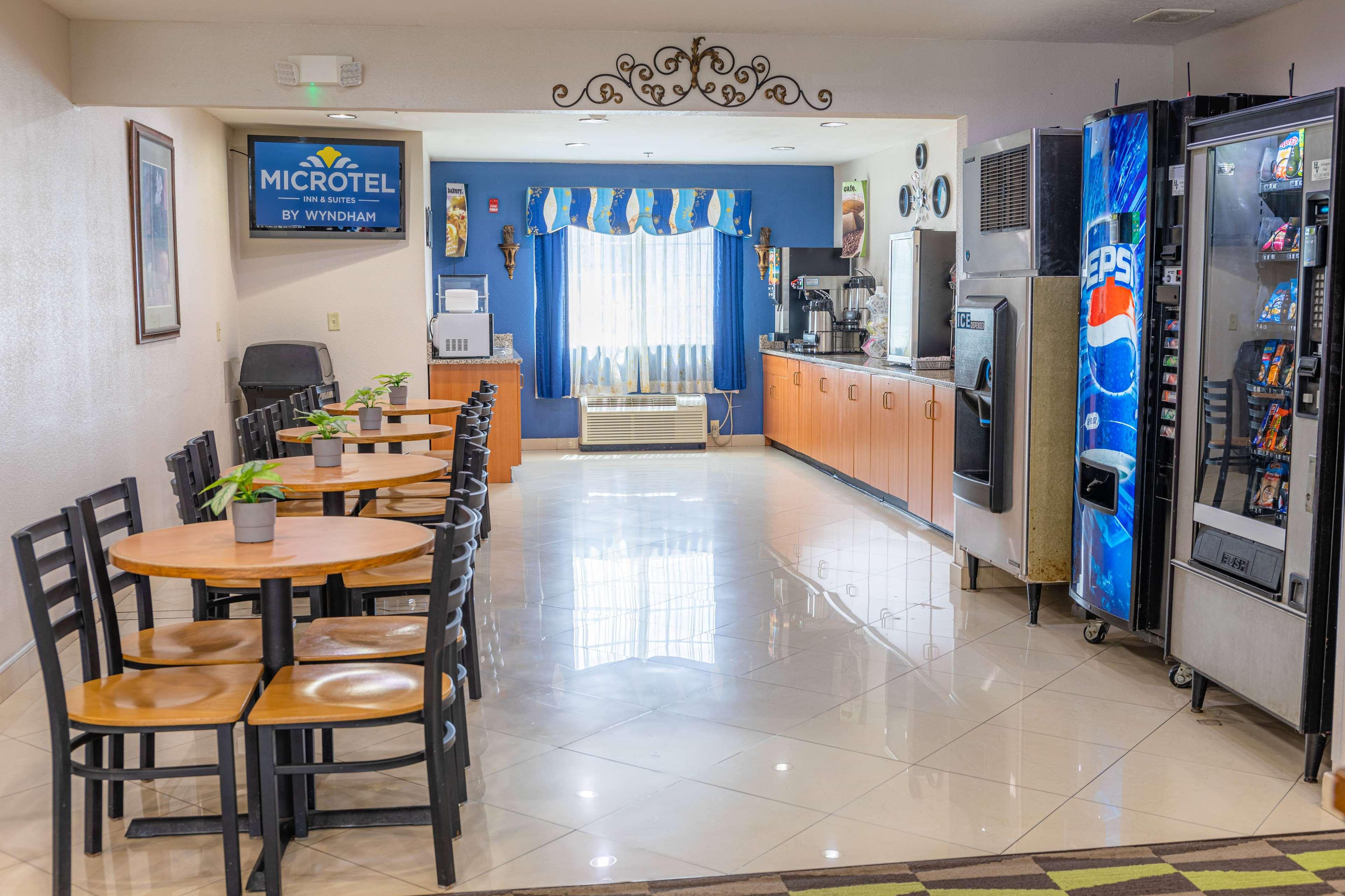 Microtel Inn & Suites By Wyndham Kingsland