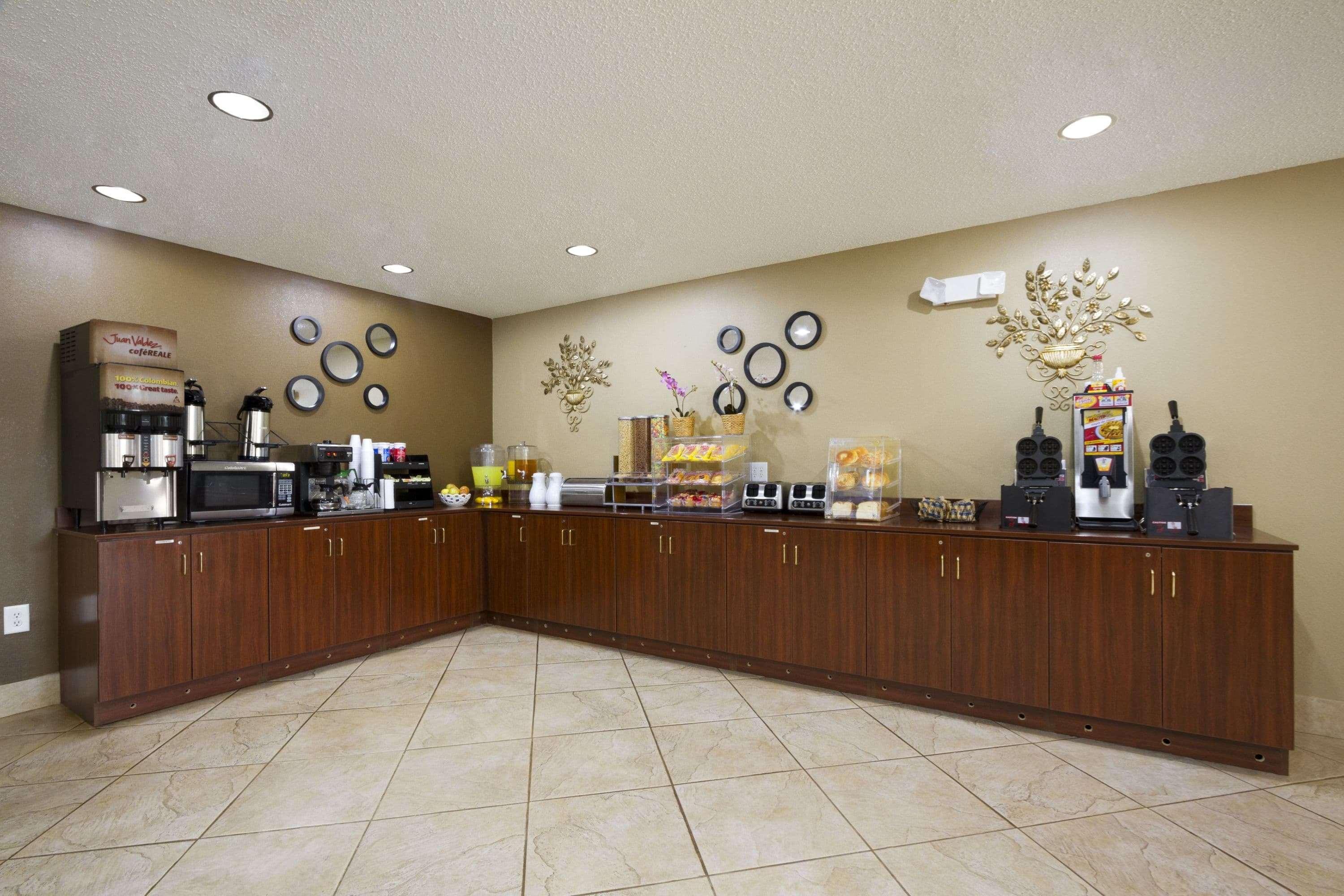 Microtel Inn & Suites By Wyndham Lithonia/Stone M