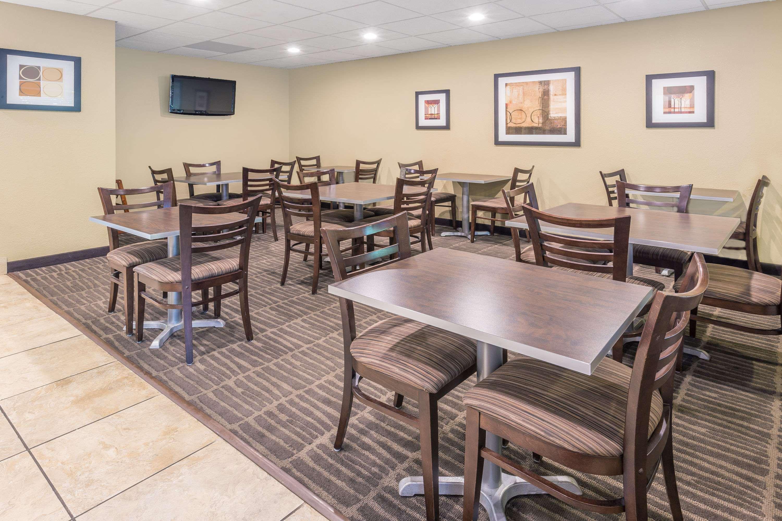 Sleep Inn & Suites Kalamazoo